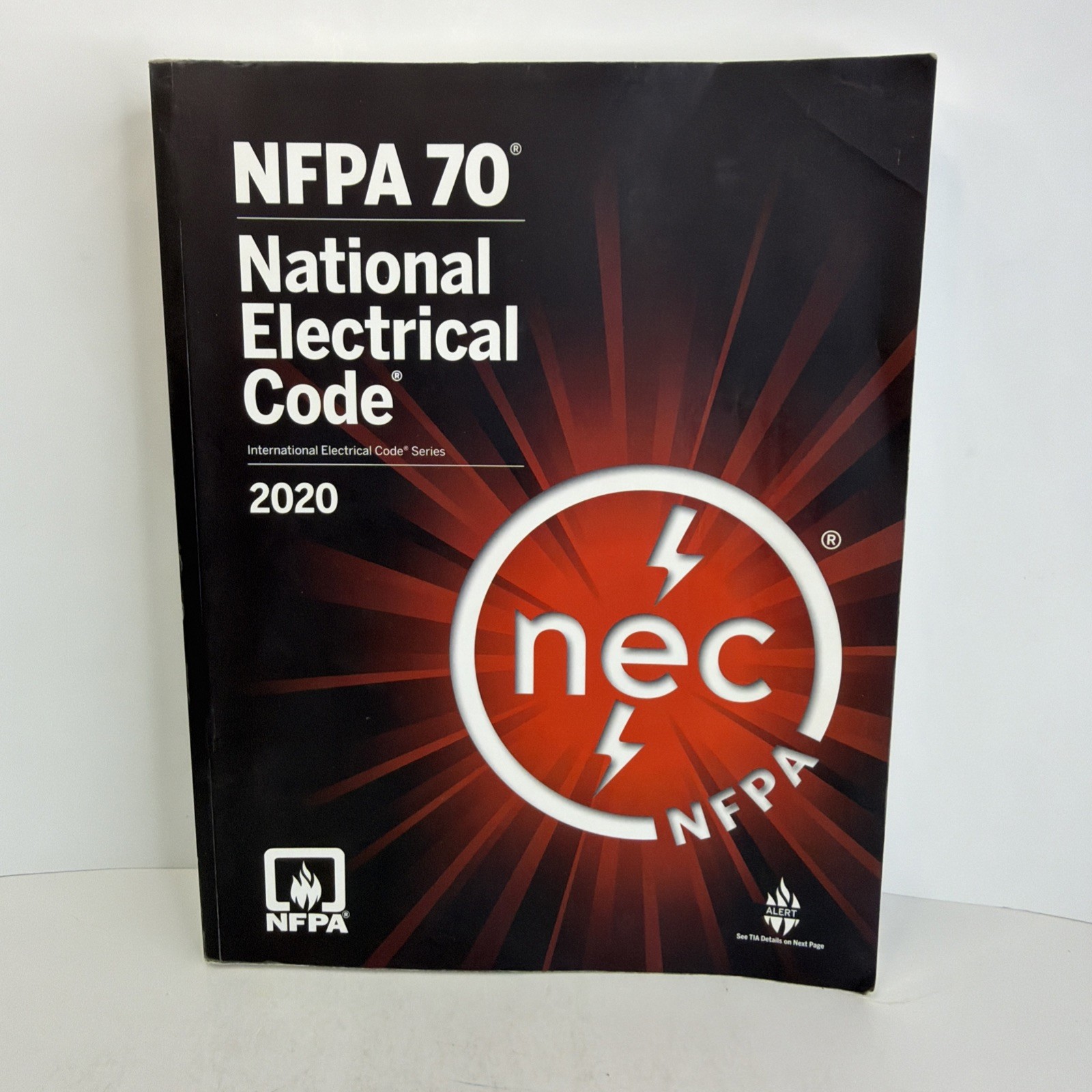 2020 NFPA 70 National Electrical Code Paperback