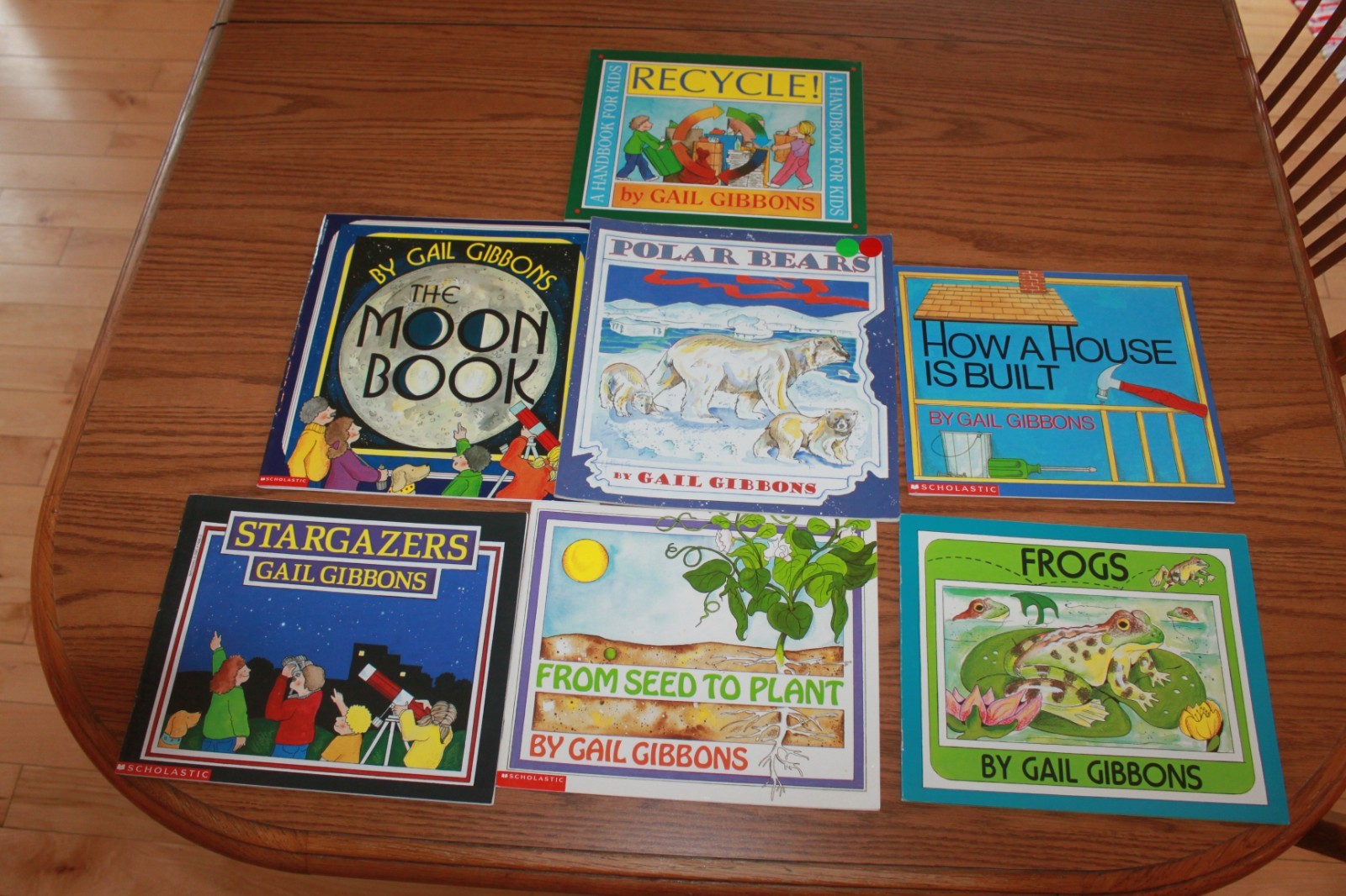 7 Gail Gibbons Books Lot Animal Science Frogs Bears Stars Moon Seed