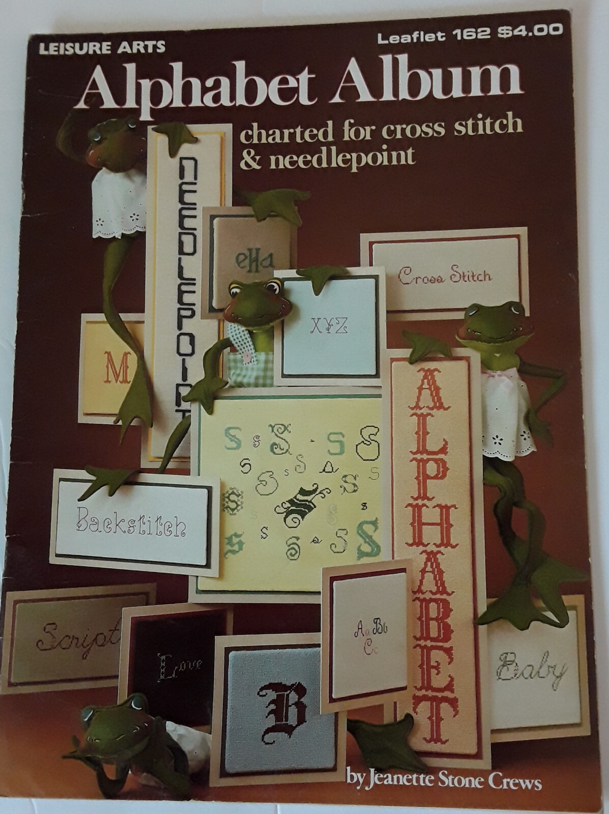 ALPHABET ALBUM LEISURE ARTS VINTAGE CROSS STITCH PATTERN LEAFLET BOOK #162~1979