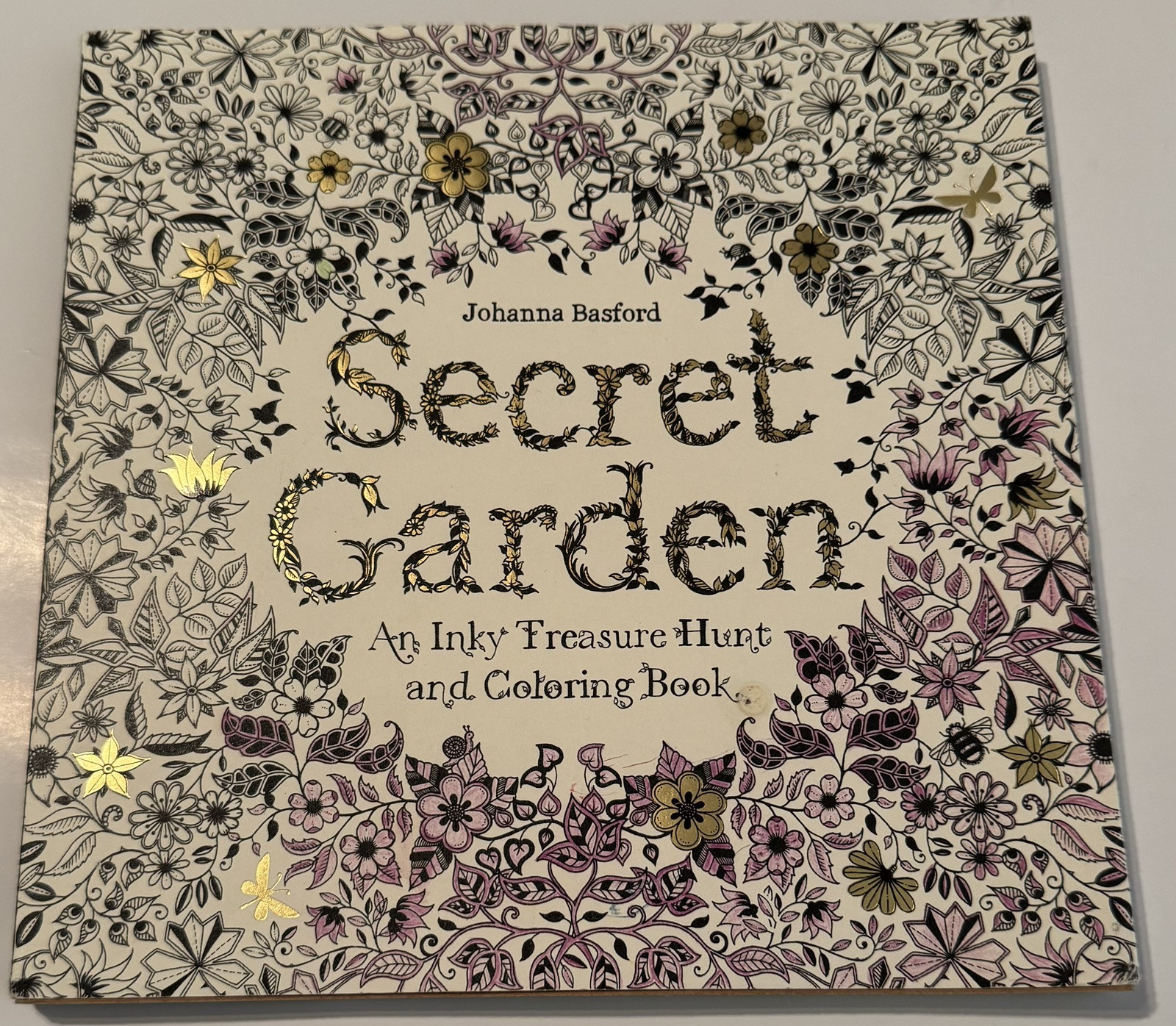 Paperback Book, Secret Garden Coloring Book, 2013 Johanna Basford, VG Condition