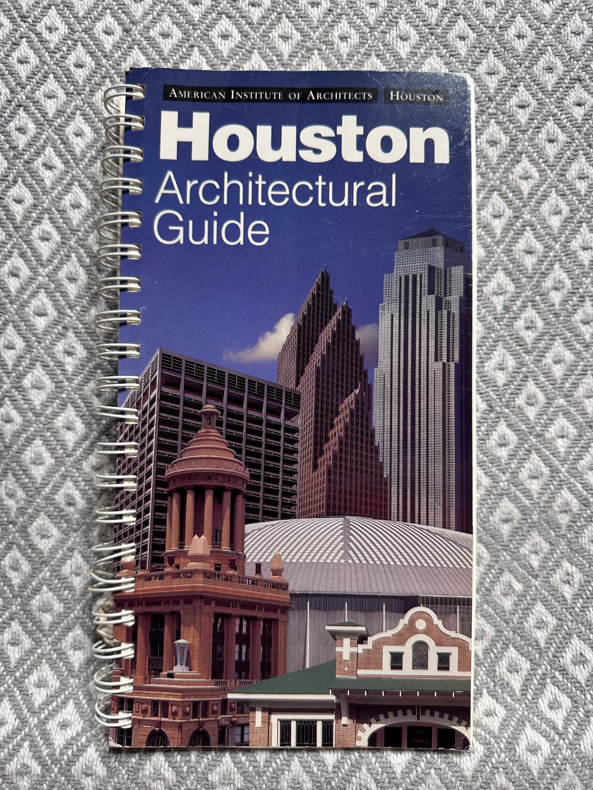 AIA Houston Architectural Guide – Signed by Stephen Fox & Gerald Moorhead 1990