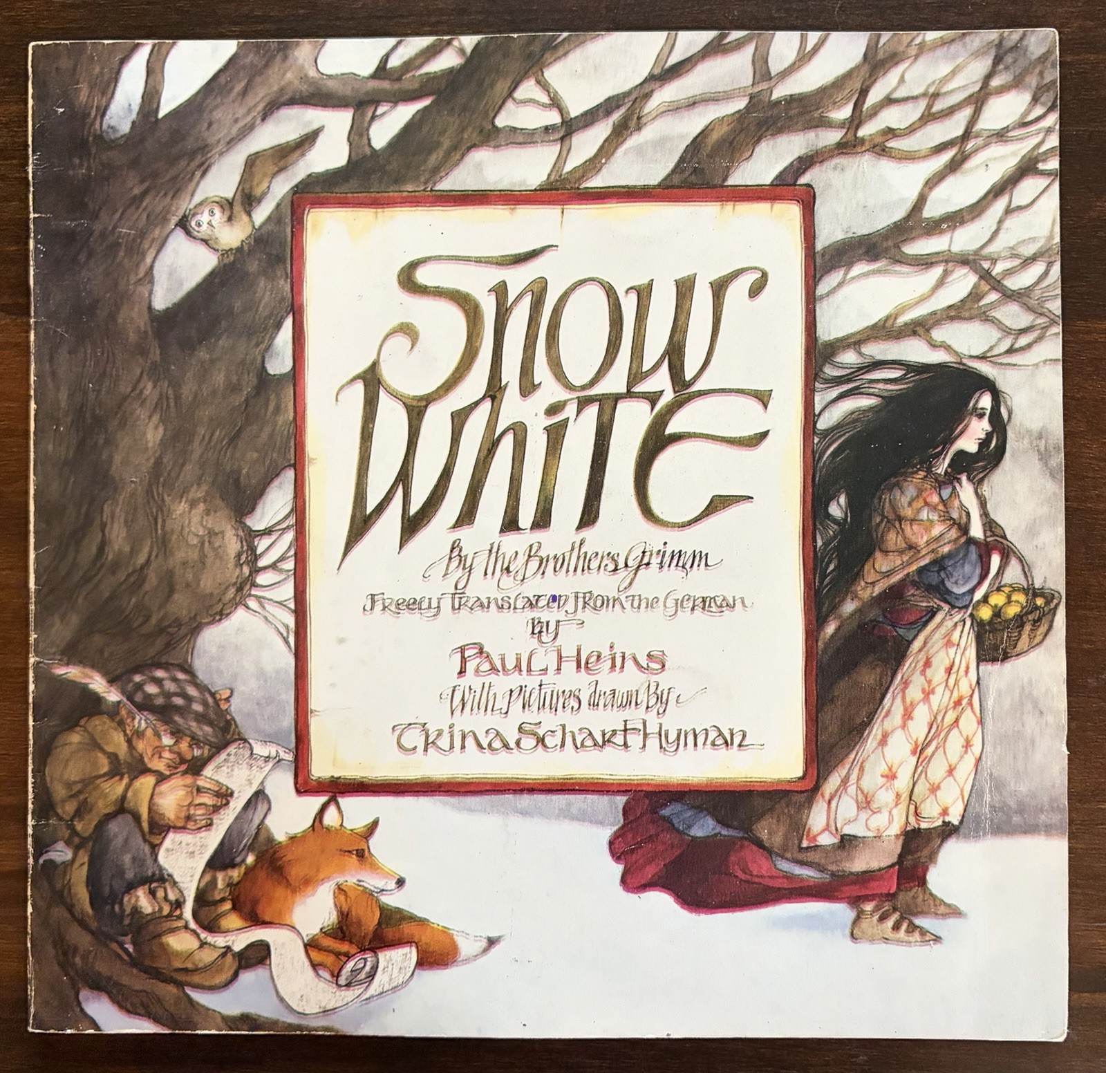Snow White By Paul Heins, Trina Schart Hyman, Vintage 1974 Paperback