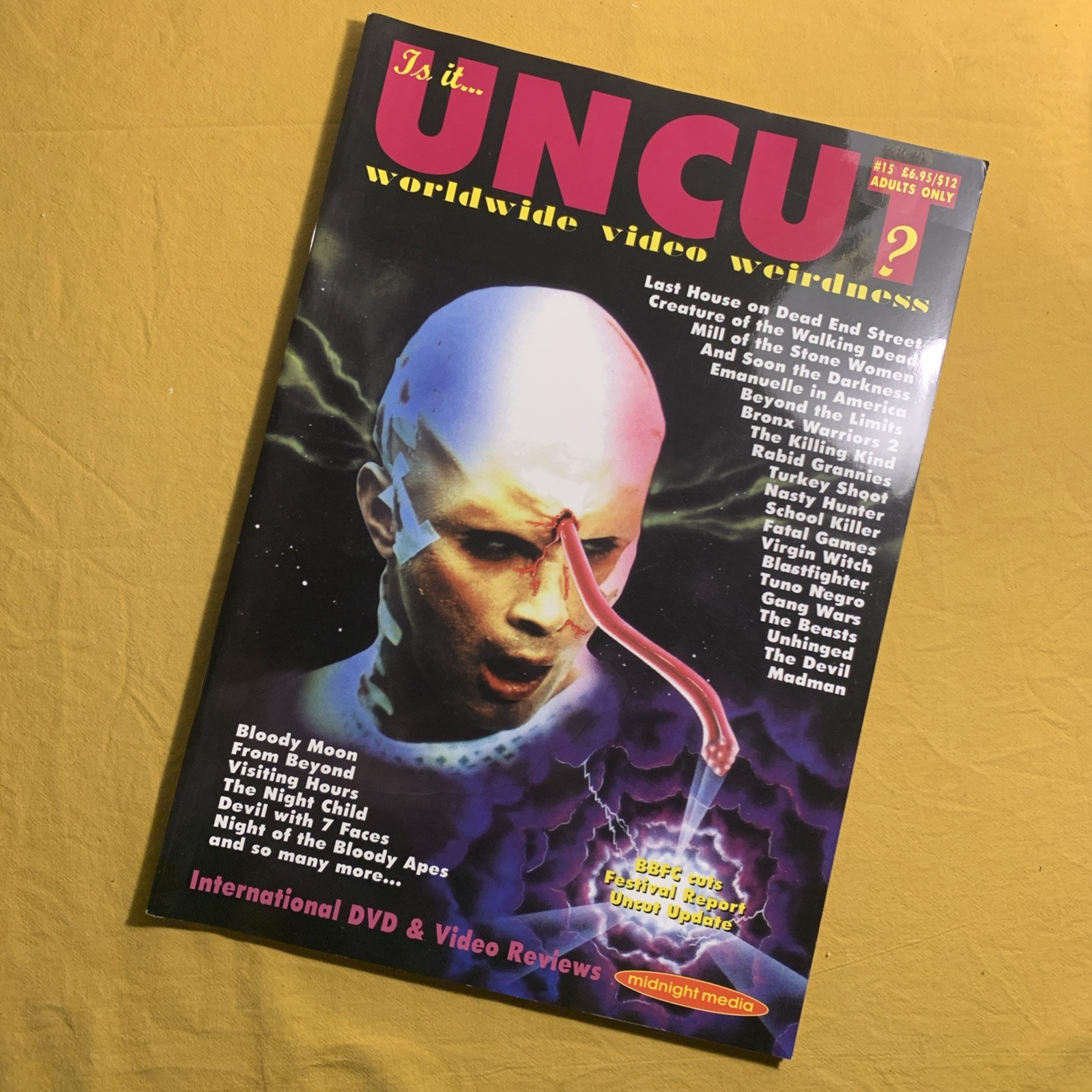 IS IT UNCUT? #15 MIDNIGHT MEDIA FILM MAGAZINE HORROR SLEAZE EPLOITATION CINEMA