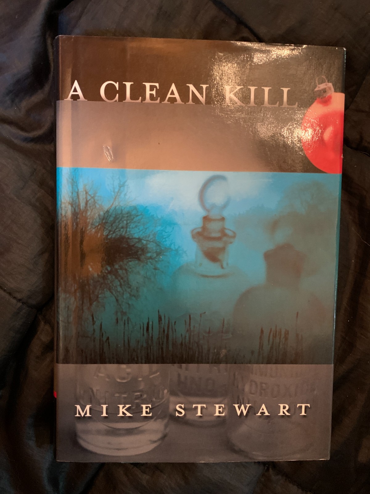 Clean Kill by Mike Stewart (2002, Hardcover) LIKE NEW