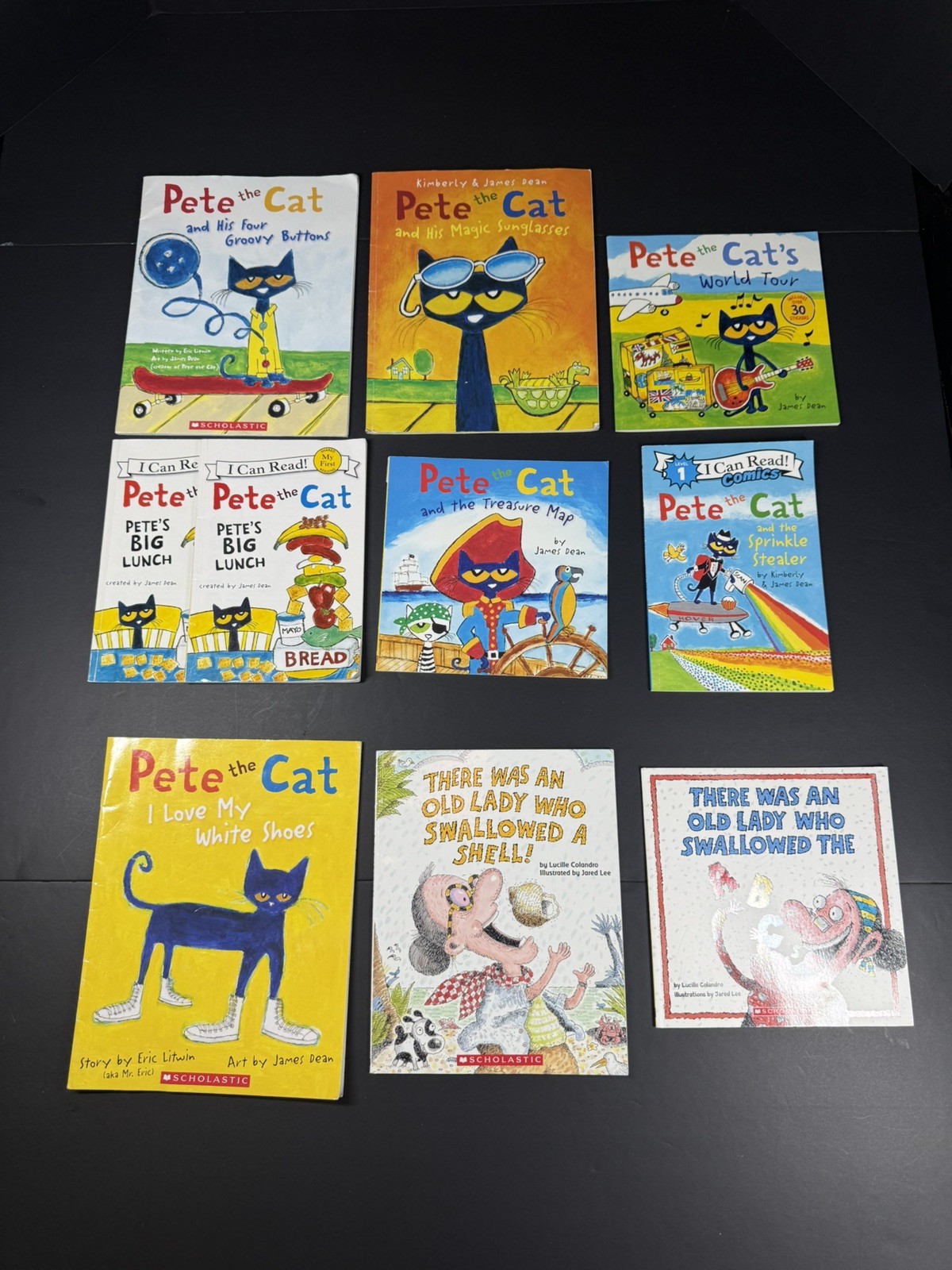 Lot of 41 Paper Back Books *Mixed Lot* Pete The Cat, Goodnight Moon & More
