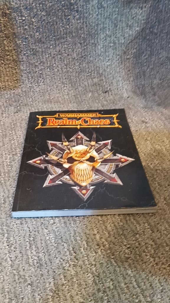 Warhammer Armies Realm of Chaos Games Workshop 1997 Paperback Book G