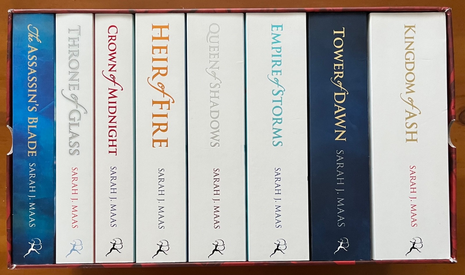 Throne of Glass Paperback Box Set 2021 UK Sarah J Maas OOP Intl Edition w Poster