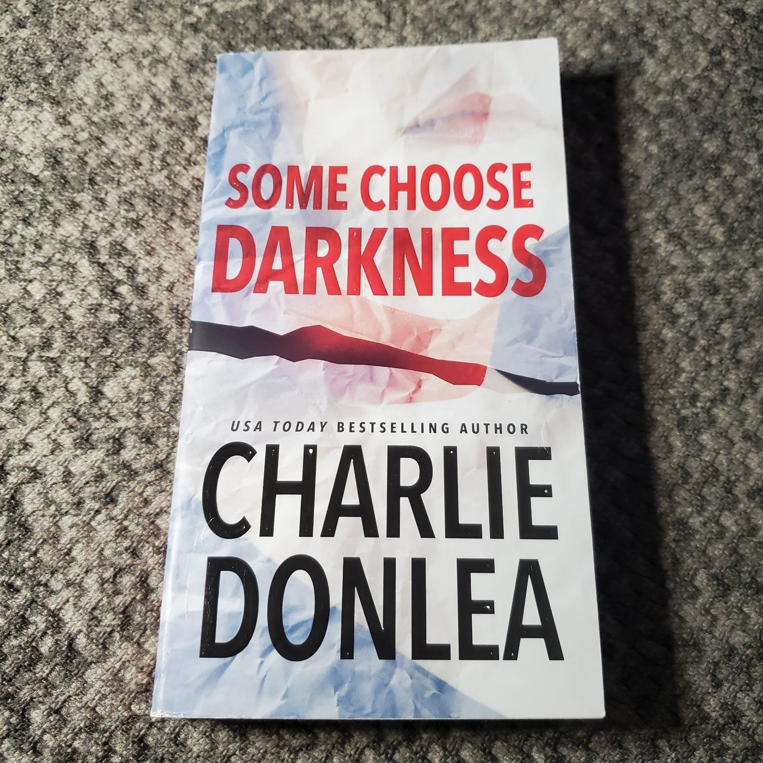 Some Choose Darkness Charlie Donlea 2020 Mass Market Paperback Mystery Thriller
