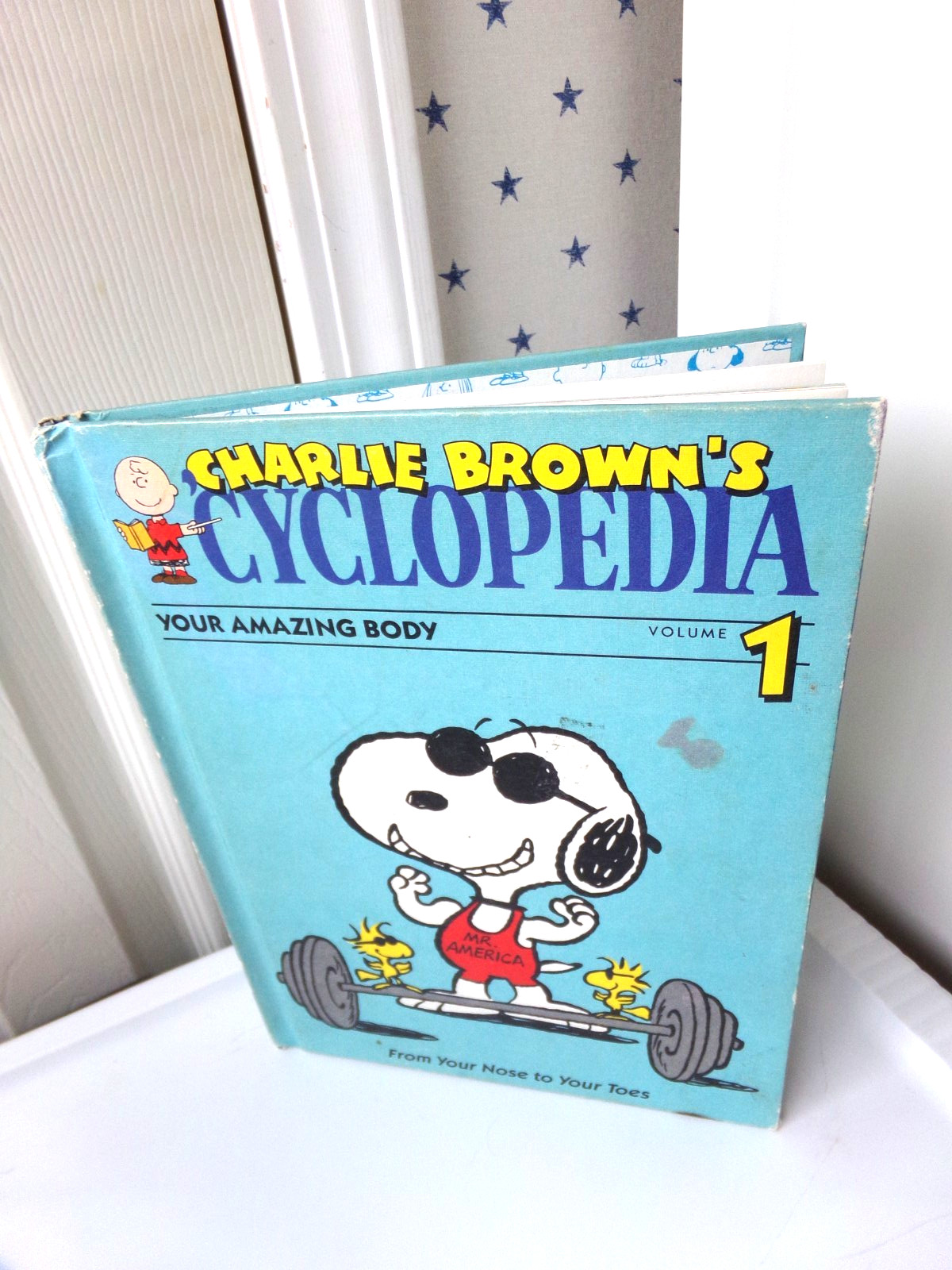 Vol #1 Charlie Brown’s ‘Cyclopedia Book Your Amazing Body From Your Nose to Toes