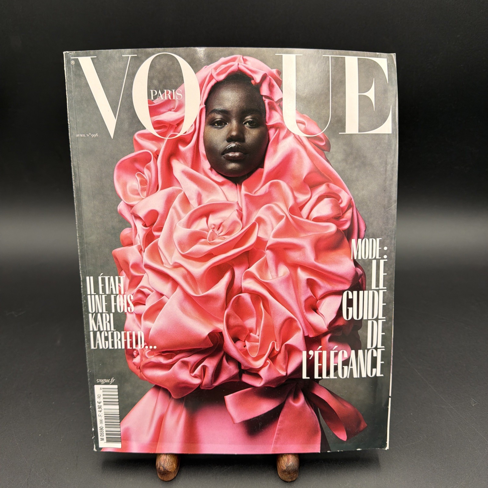 Vogue Paris Magazine Lapita Nyungo April 2019 No. 996 (in French) Karl LAGERFELD