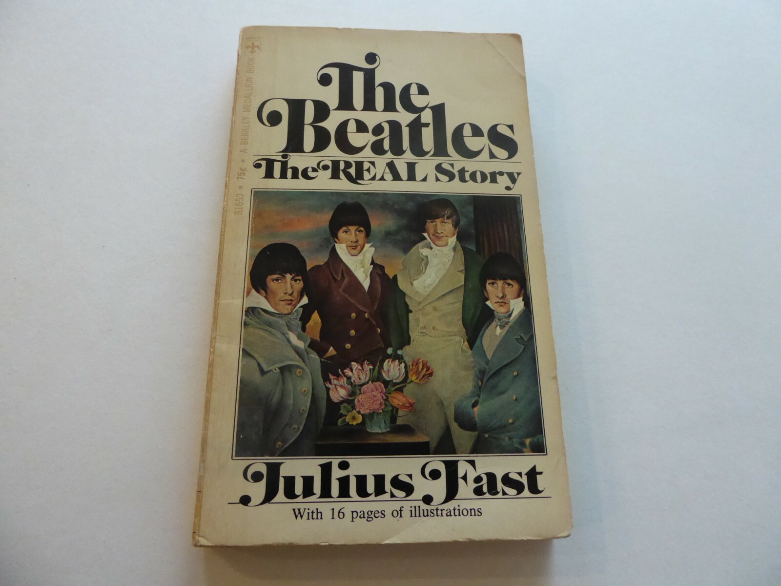 THE BEATLES -THE REAL STORY- 1968 JULIUS FAST 16 PAGES OF GREAT PHOTOS