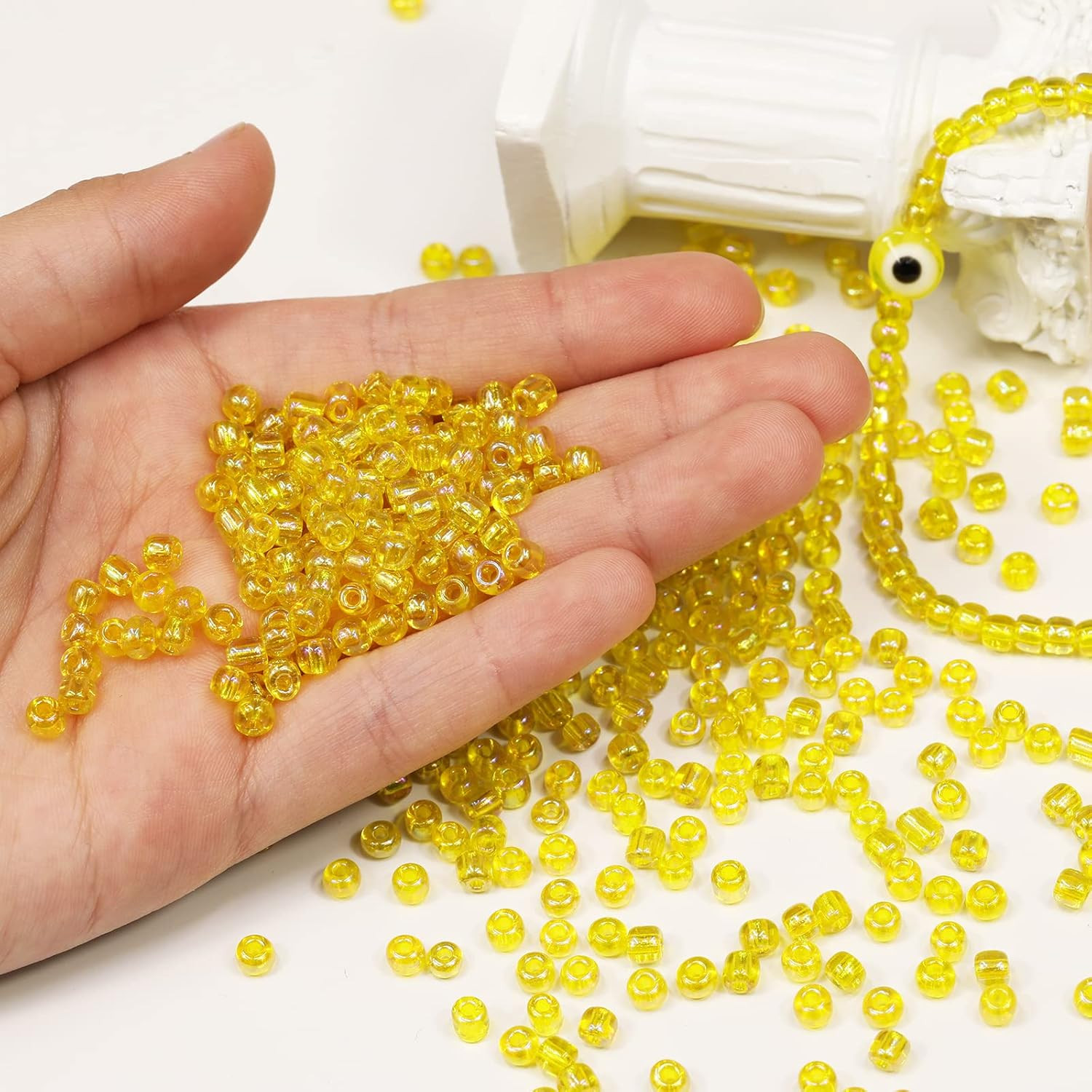 Clear Rainbow Yellow Color 4mm Seed Beads About 1200pcs/100Grams in Bag, 6/0 Gla