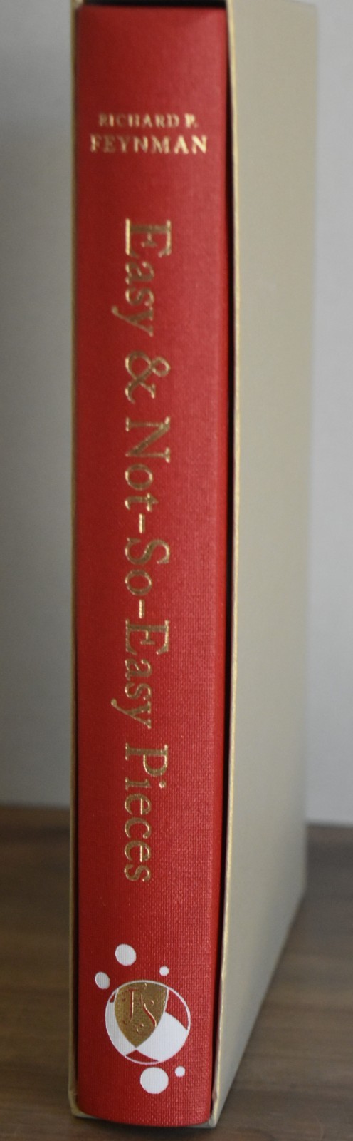 Easy and Not-So-Easy Pieces by Richard P. Feynman, Folio Society, SC/HC/LN
