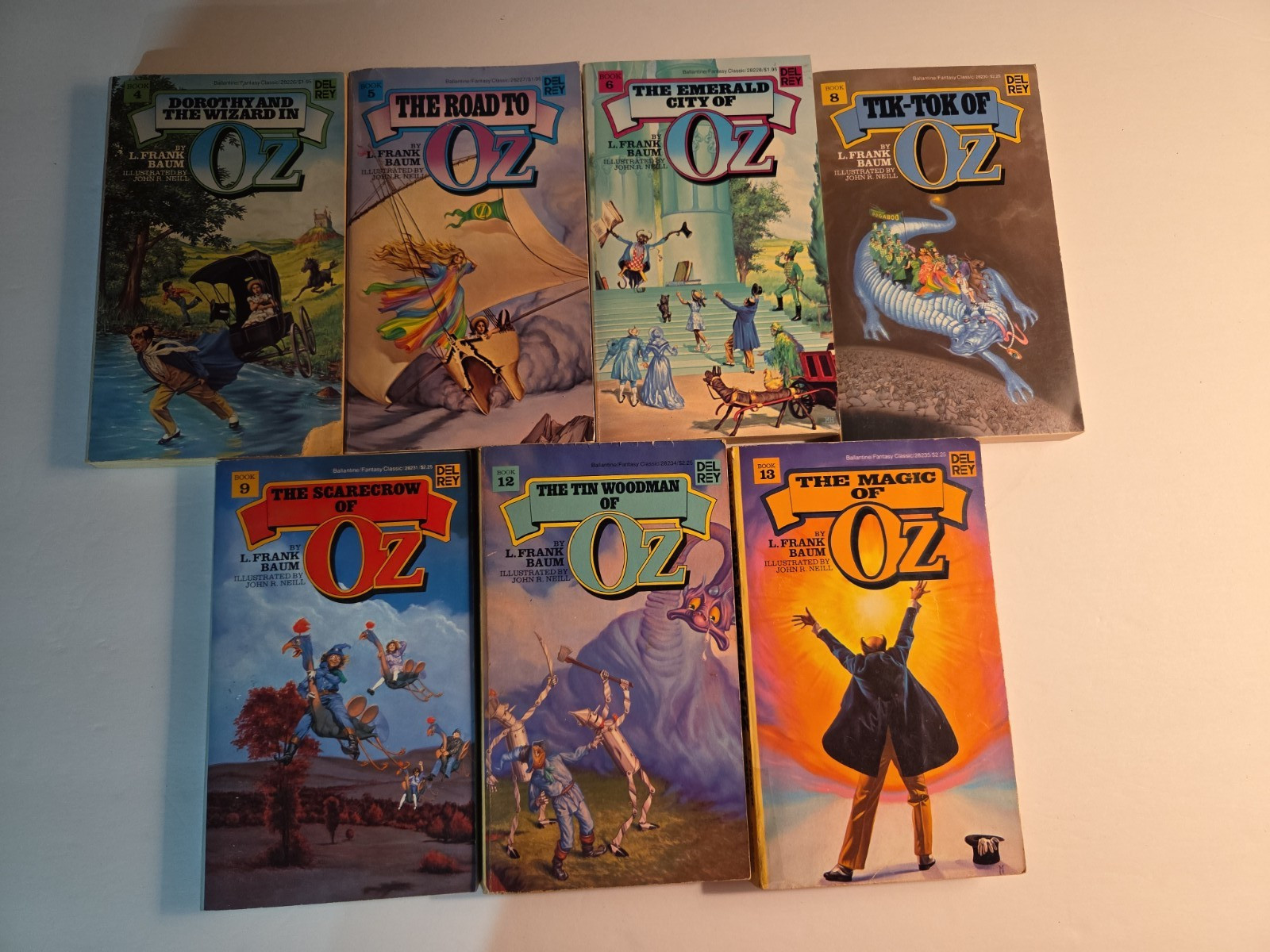 Lot of 7 Vintage Wizard of Oz Books #