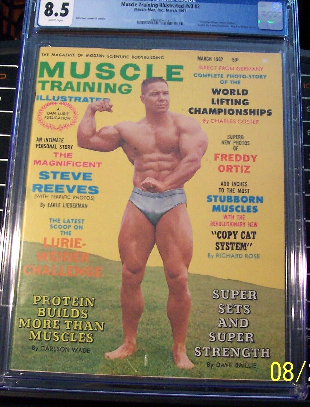 Bill Pearl Muscle Training Illustrated V3 #2 CGC 8.5 white pages