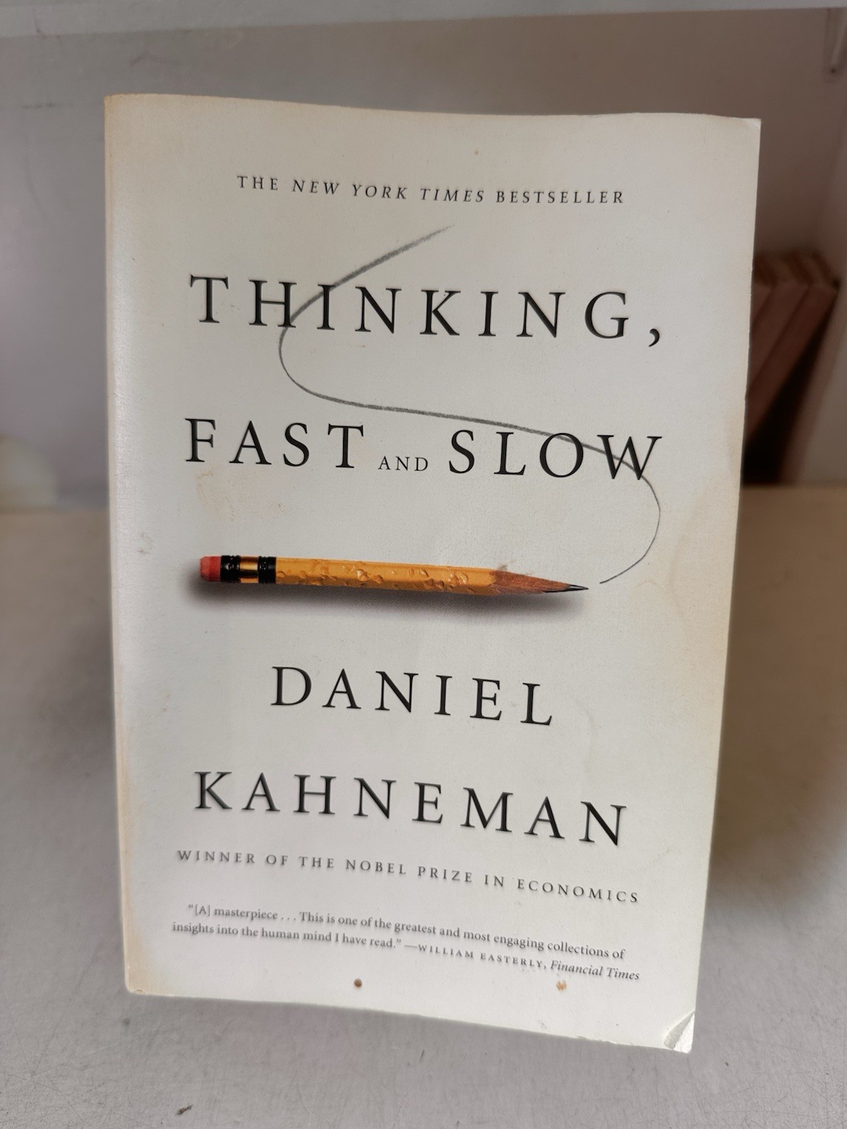 Thinking, Fast and Slow by Daniel Kahneman (2013, Trade Paperback)