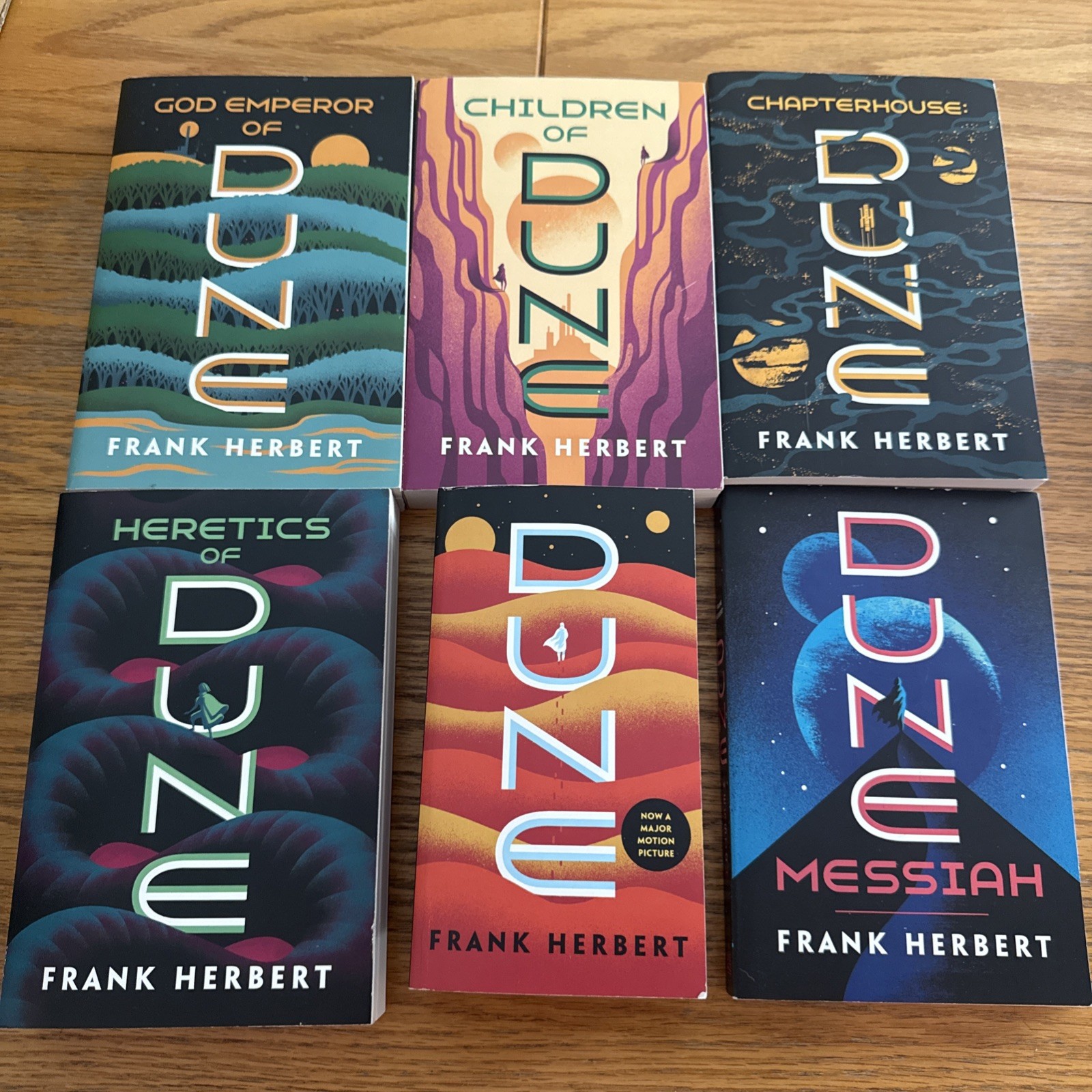?Complete Series Set DUNE 1-6 by Frank Herbert Very Good And Better Condition