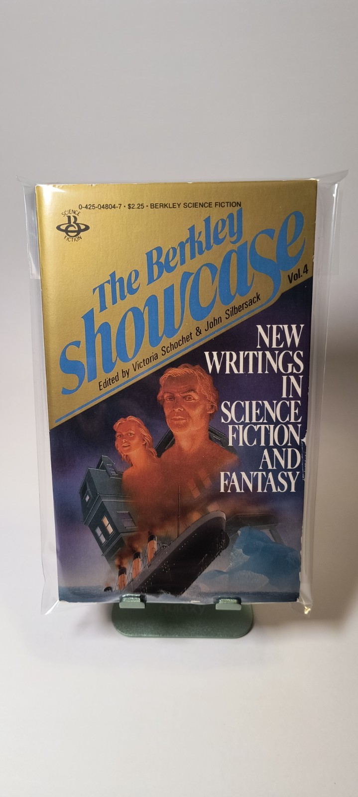 The Berkley Showcase: Vol. 4 by Victoria Schochet & John Silbersack 1981 PB Mint