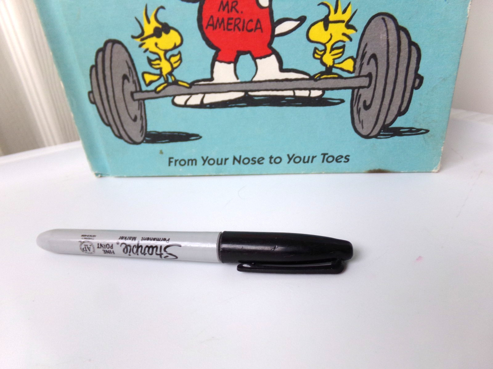 Vol #1 Charlie Brown’s ‘Cyclopedia Book Your Amazing Body From Your Nose to Toes
