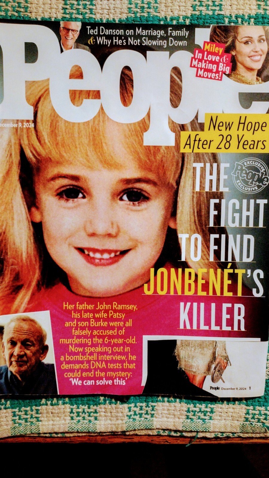PEOPLE MAGAZINE – DECEMBER 9, 2024 – THE FIGHT TO FIND JONBENÉT’S KILLER