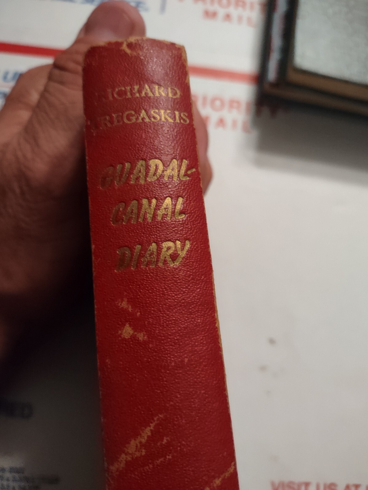 GUADALCANAL DIARY H/C PUB 1943 BY RICHARD TREGASKIS ILLUS 263 PAGES