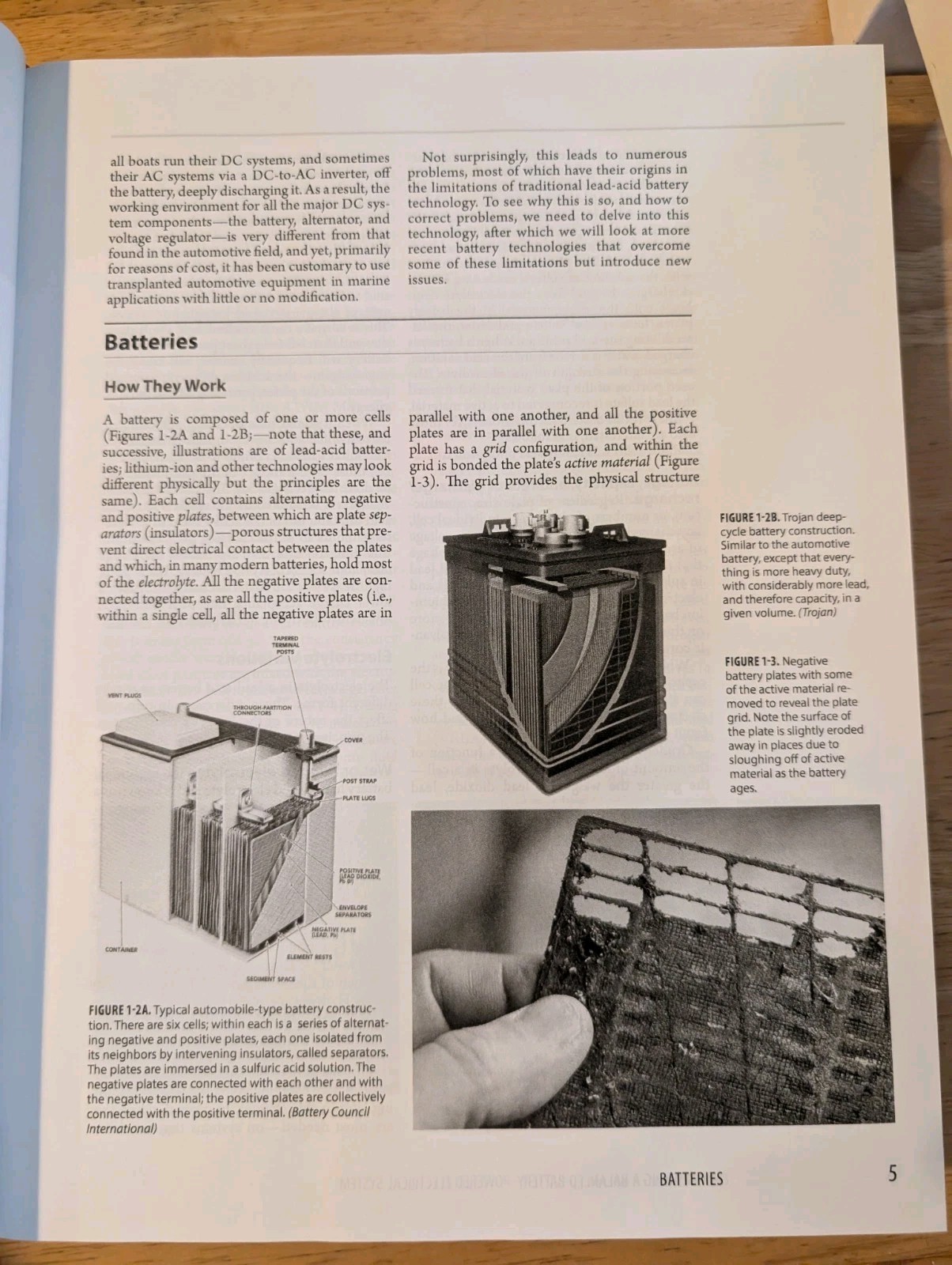 Boatowners Mechanical and Electrical Manual 4/e by Nigel Calder (2015,…