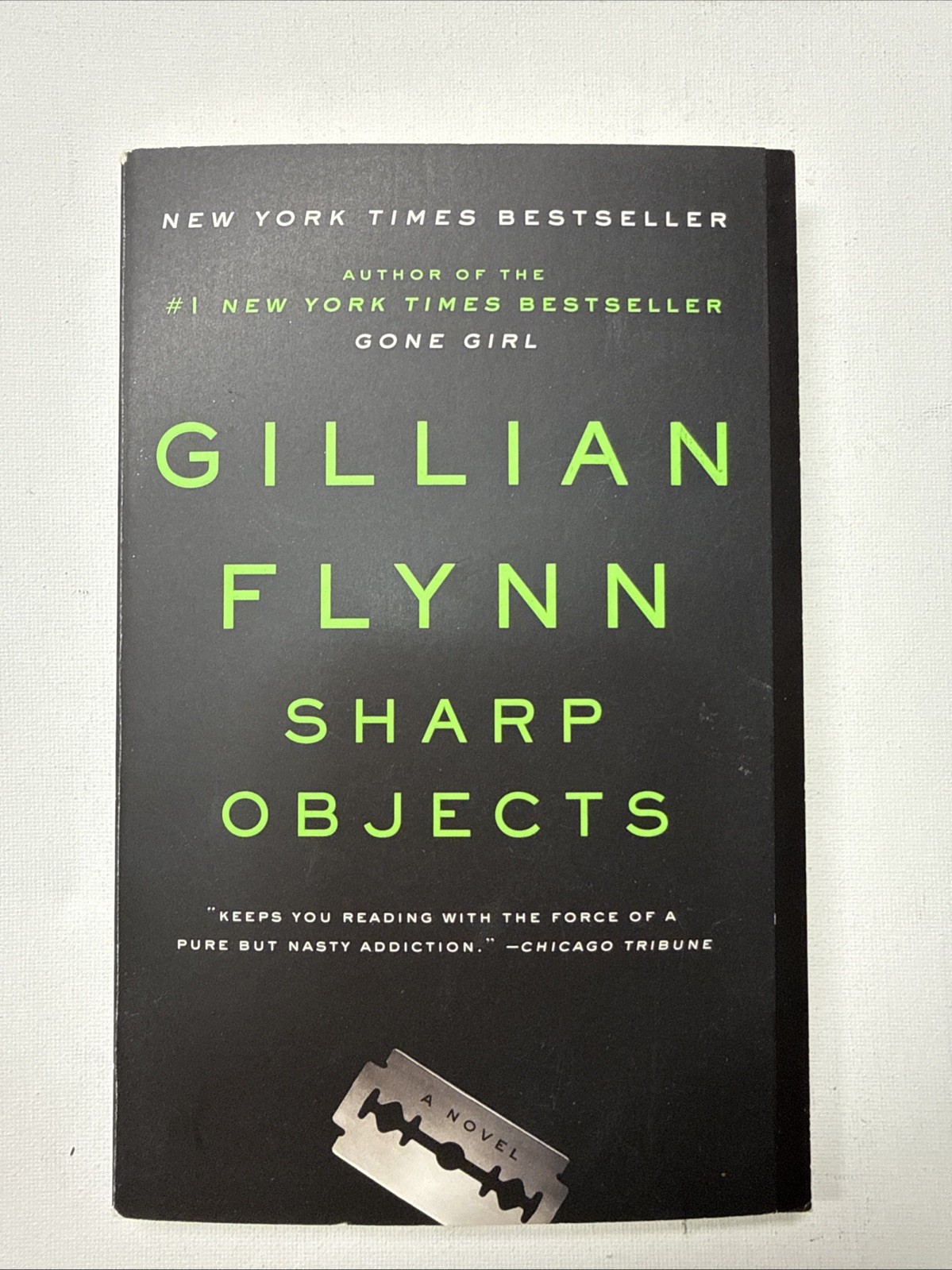 Sharp Objects : A Novel by Gillian Flynn (2007, Trade Paperback)