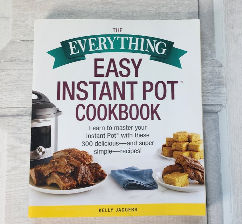 Everything Easy Instant Pot Cookbook paperback 2018 302 pages 300 recipes nice