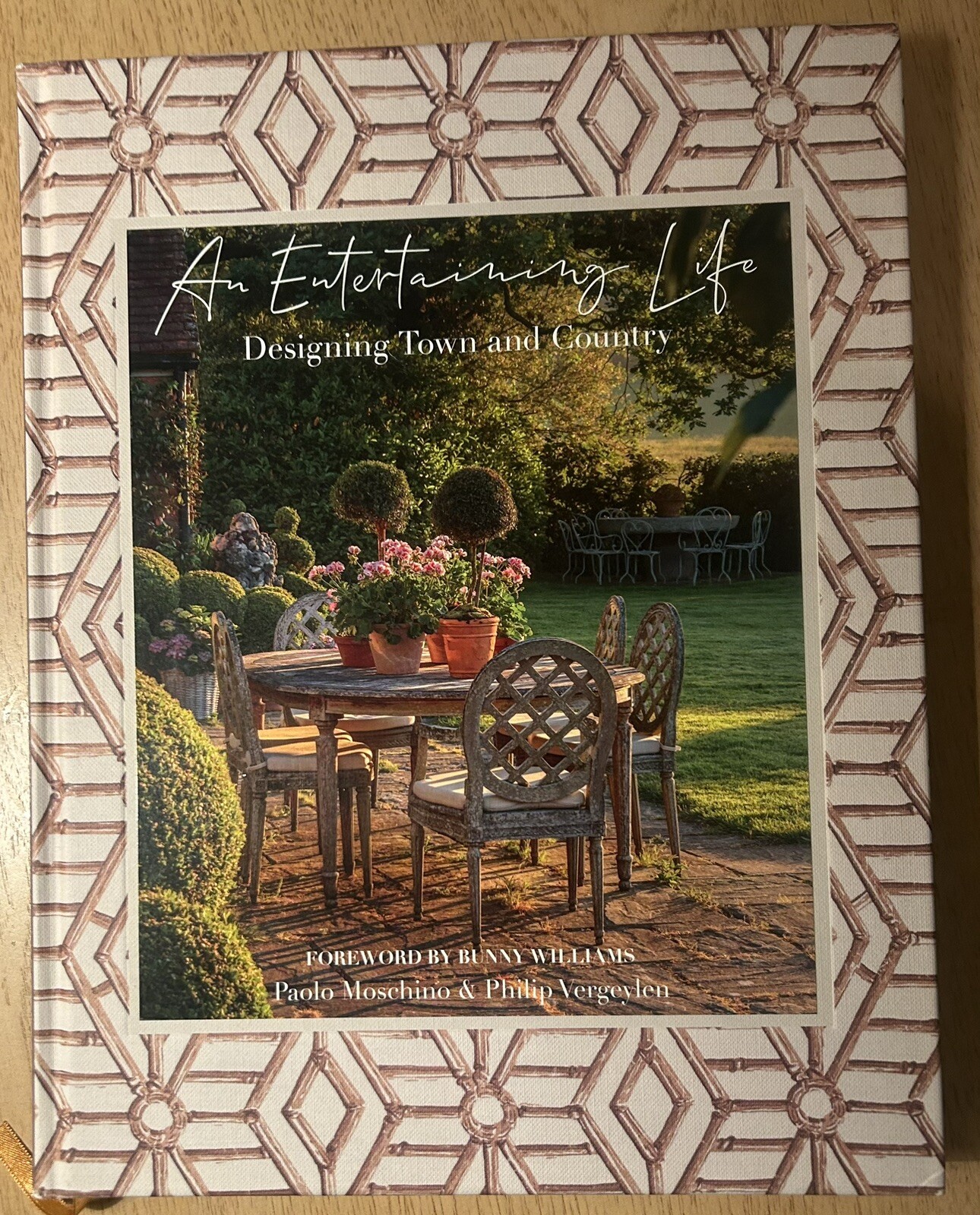 SIGNED Paolo Moschino Philip Vergeylen Entertaining Life Designing Town &Country