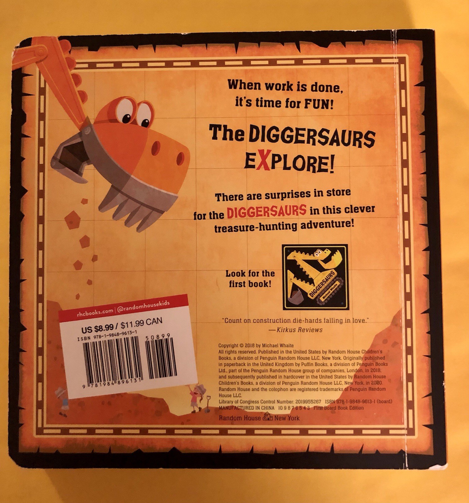 Diggersaurs Explore Board Books Michael Whaite 2018 GUC