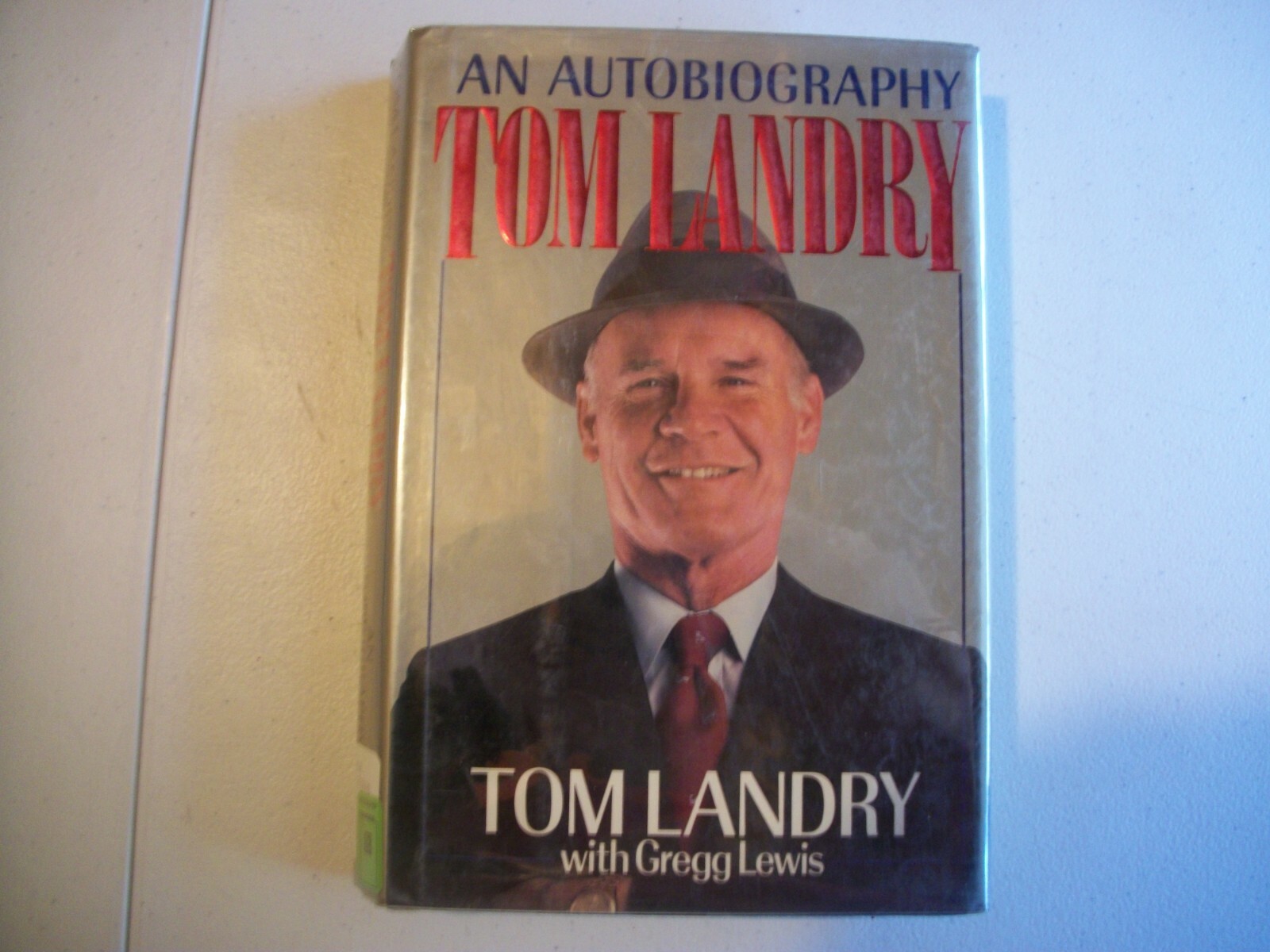 TOM LANDRY-AN AUTOBIOGRAPHY–HARDCOVER BOOK-FORMER LIBRARY BOOK-302 PAGES