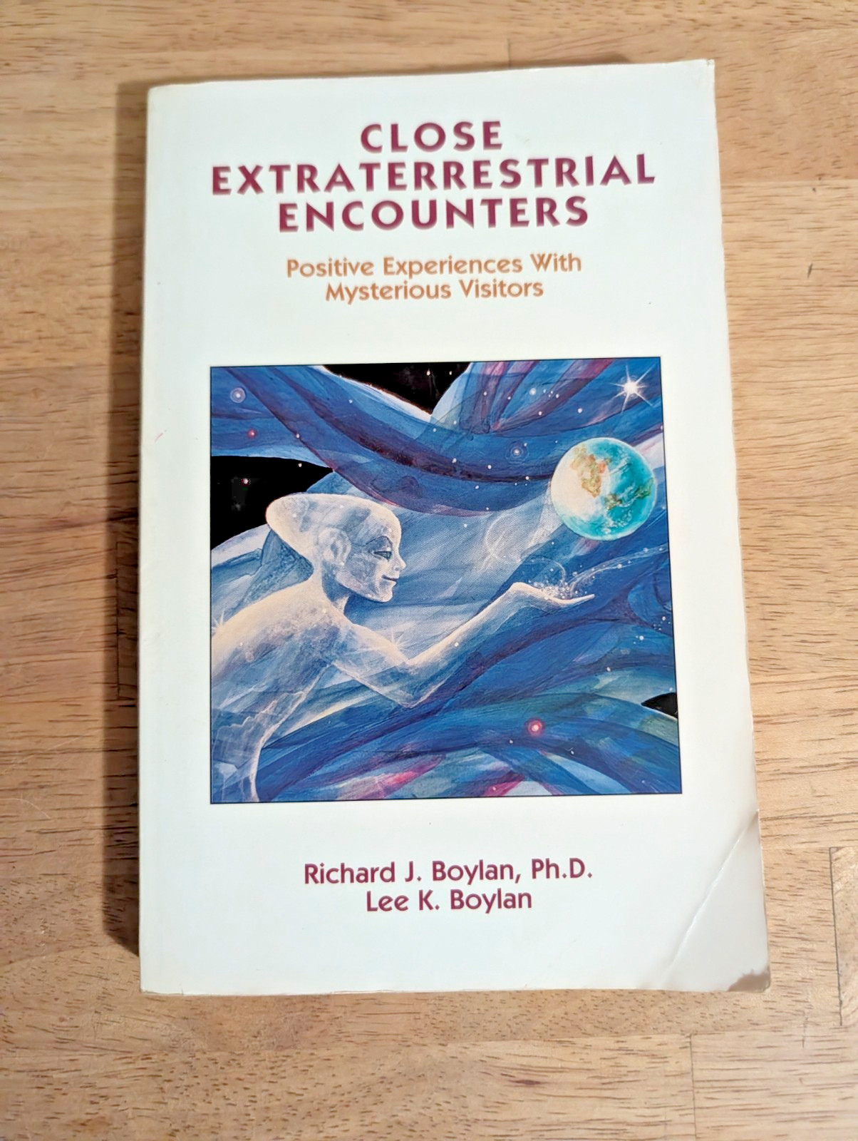 Close Extraterrestrial Encounters Alien UFO Experiences First Edition – Boylan