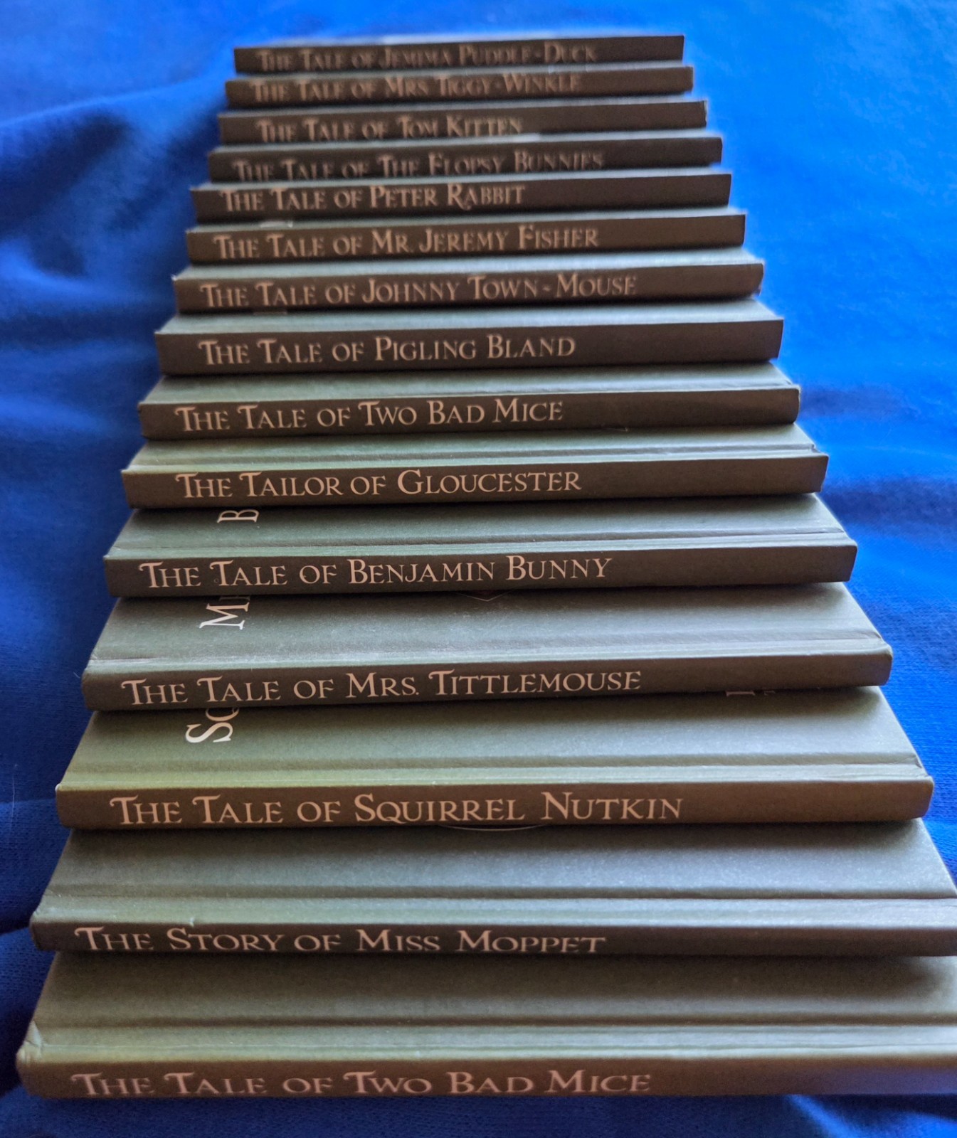 The Peter Rabbit Library by Beatrix Potter 15 Hardcover Book Set