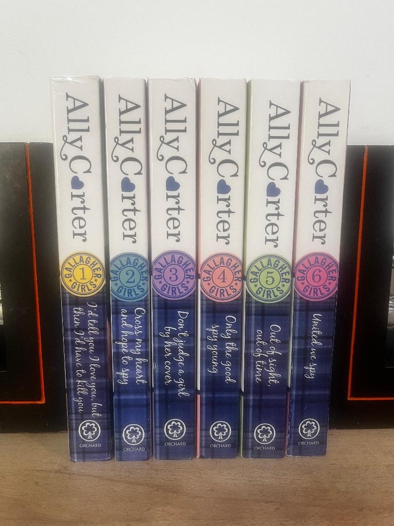 GALLAGHER GIRLS by Ally Carter Set Of 6 Books Complete 1-6 Young Adult PBs
