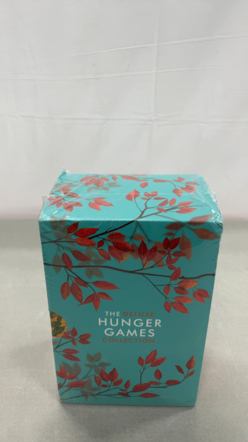 The Deluxe Hunger Games Collection