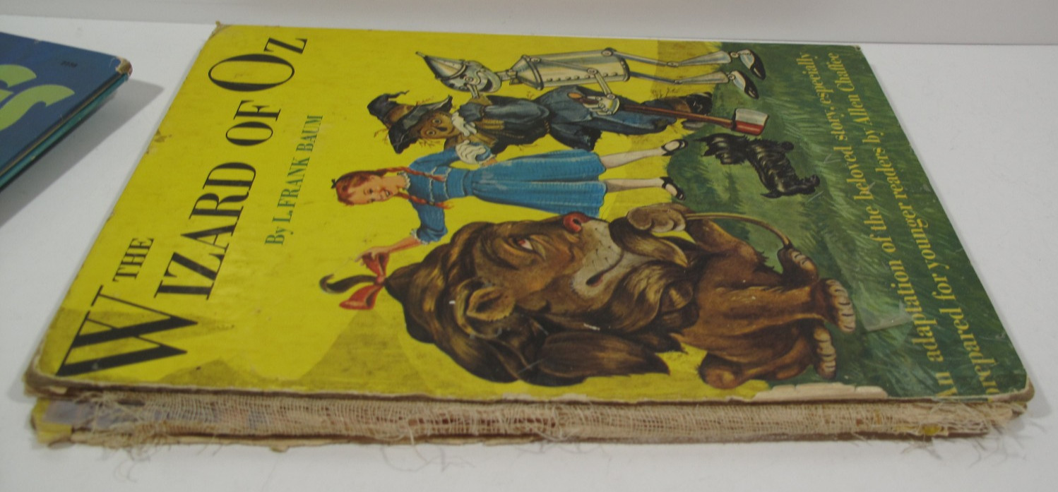 Lot of 4 VTG Books for Crafting~Decor~Wall Art~Wizard of Oz~Bluebeard~Three Pigs