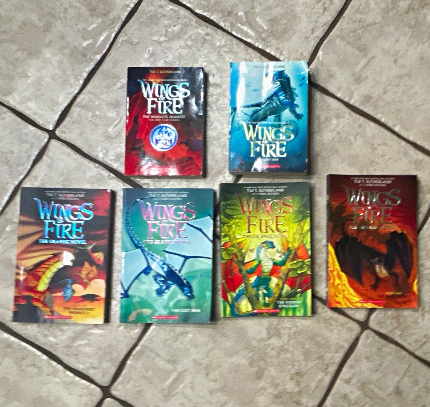 Wings of Fire Graphic Novel Lot of 5 Paperback Illustrated Tui T. Sutherland