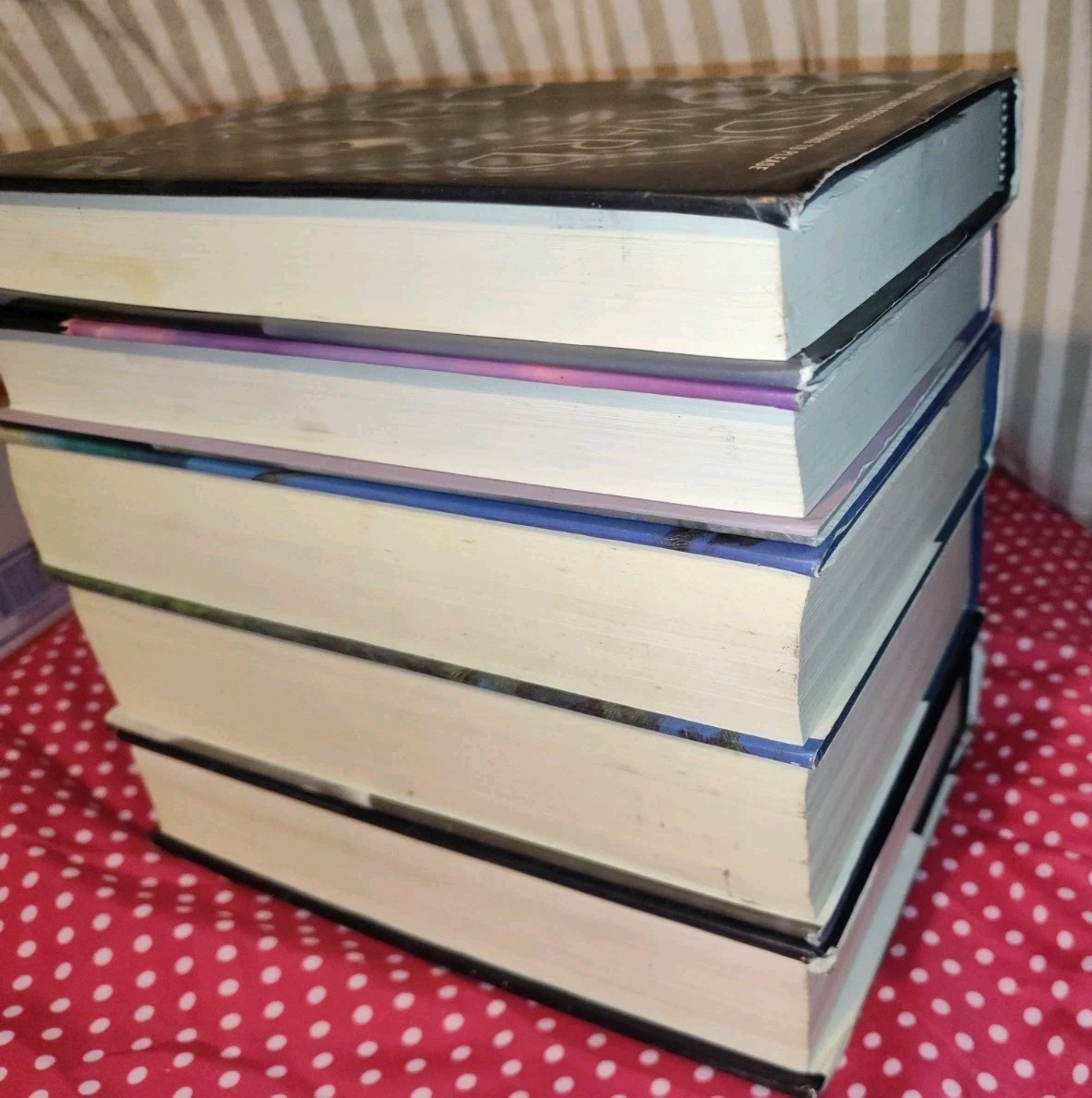 Hardcover Fiction Book Lot of 5 Linda Howard Michener John Jakes Adams Jance HC