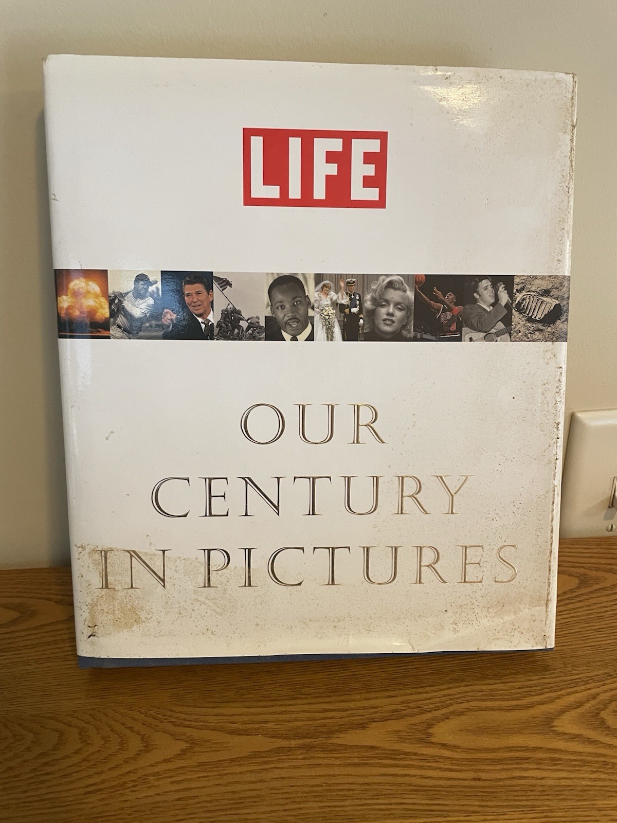 LIFE Our Century in Pictures Book 1999 Bullfinch Press 424 Pages