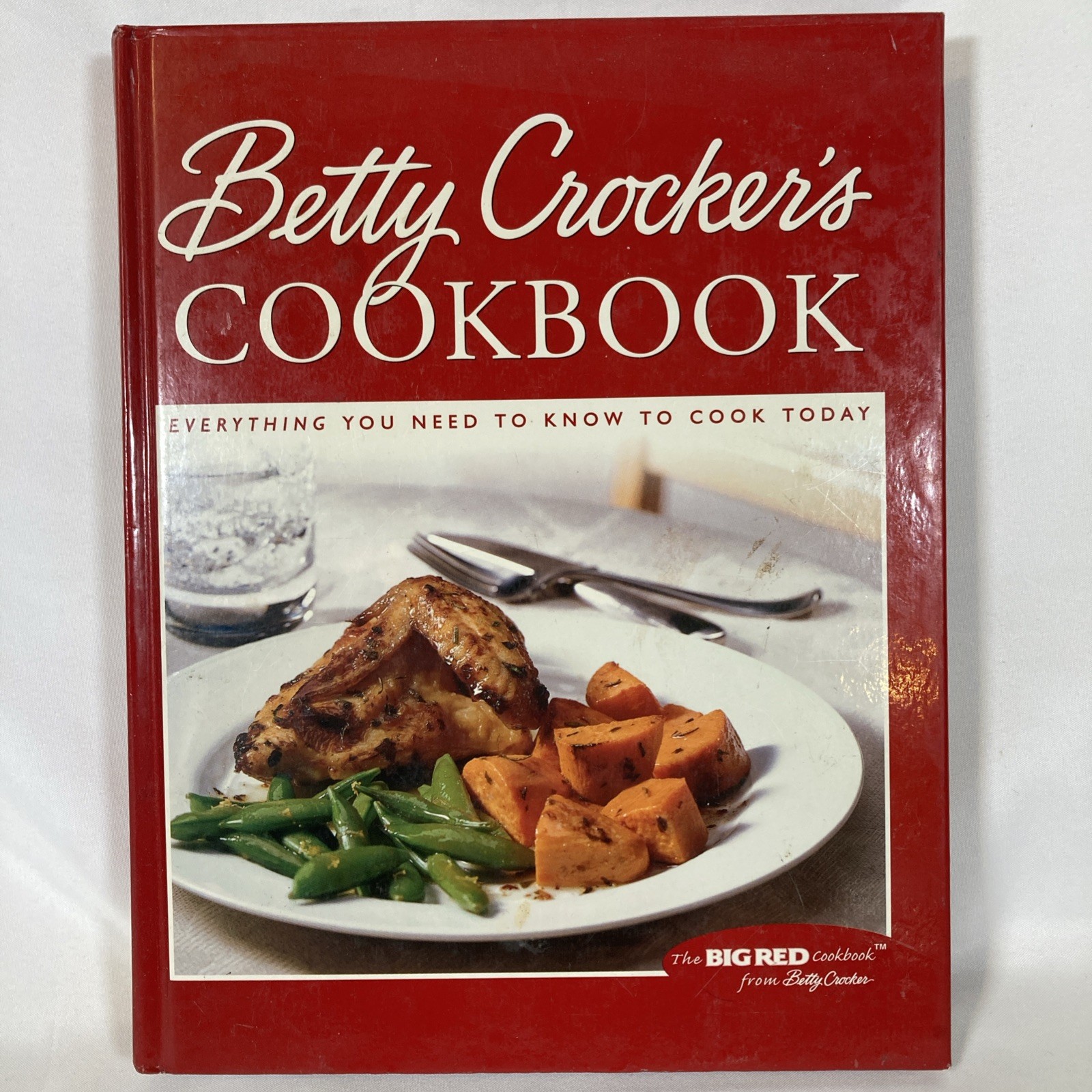 Vintage 2000 Betty Crocker’s Cookbook The Big Red Cookbook Hardcover 546 Pages