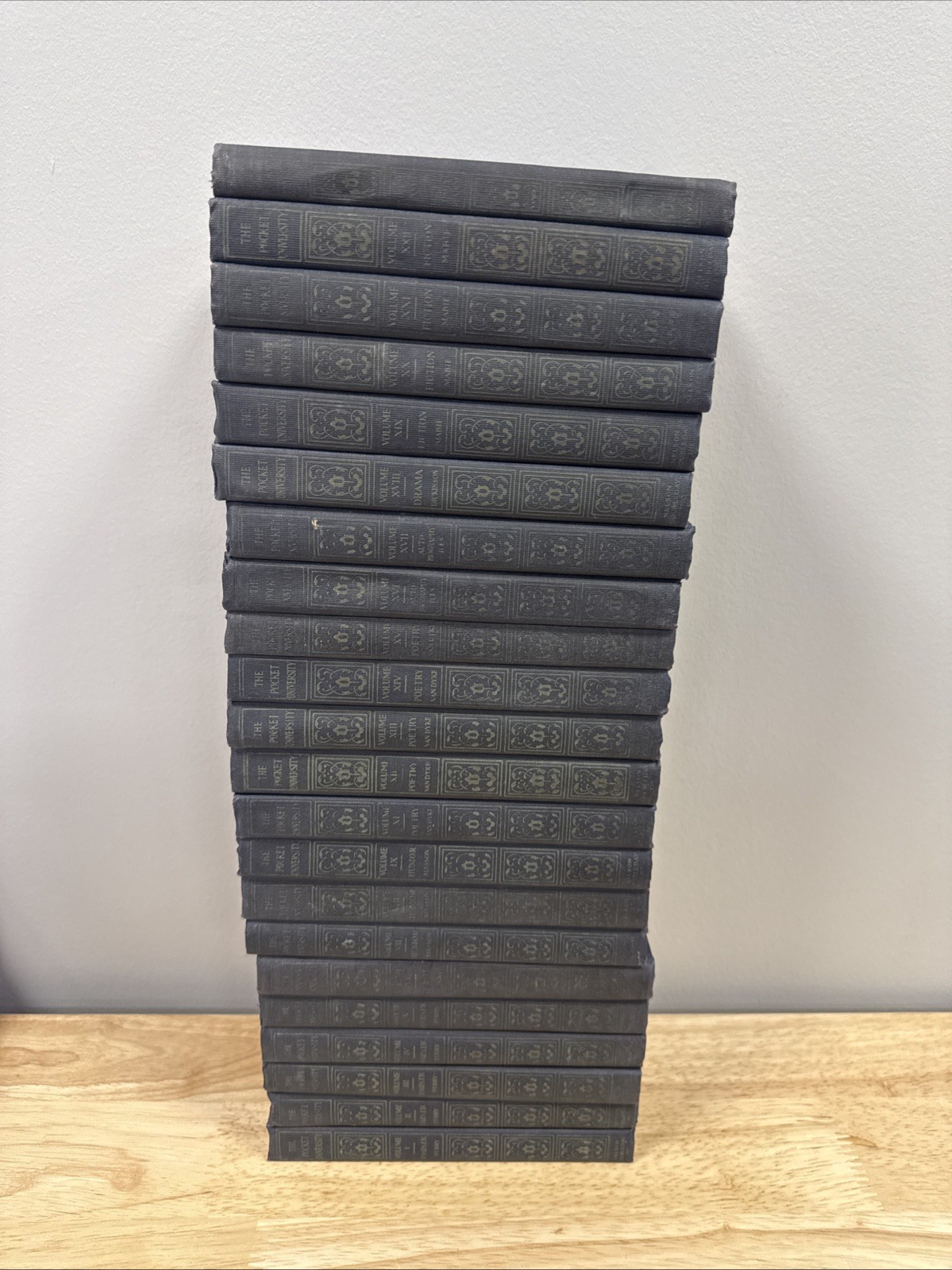 The Pocket University Poetry 22 Volumes Edited By Henry Van Dyke Missing Vol 10*