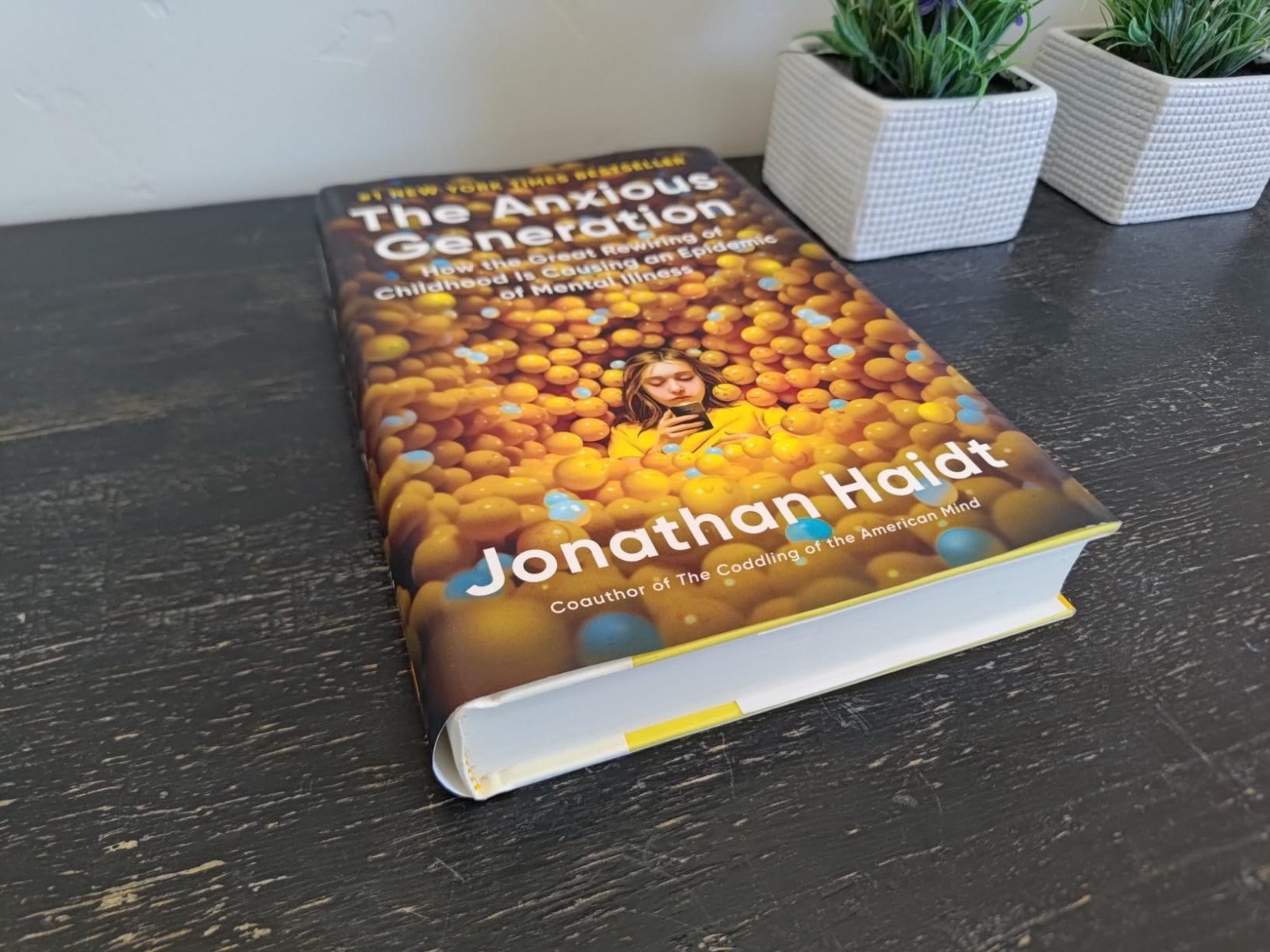 The Anxious Generation by Jonathan Haidt | Teen Mental Health Book (Bestseller)