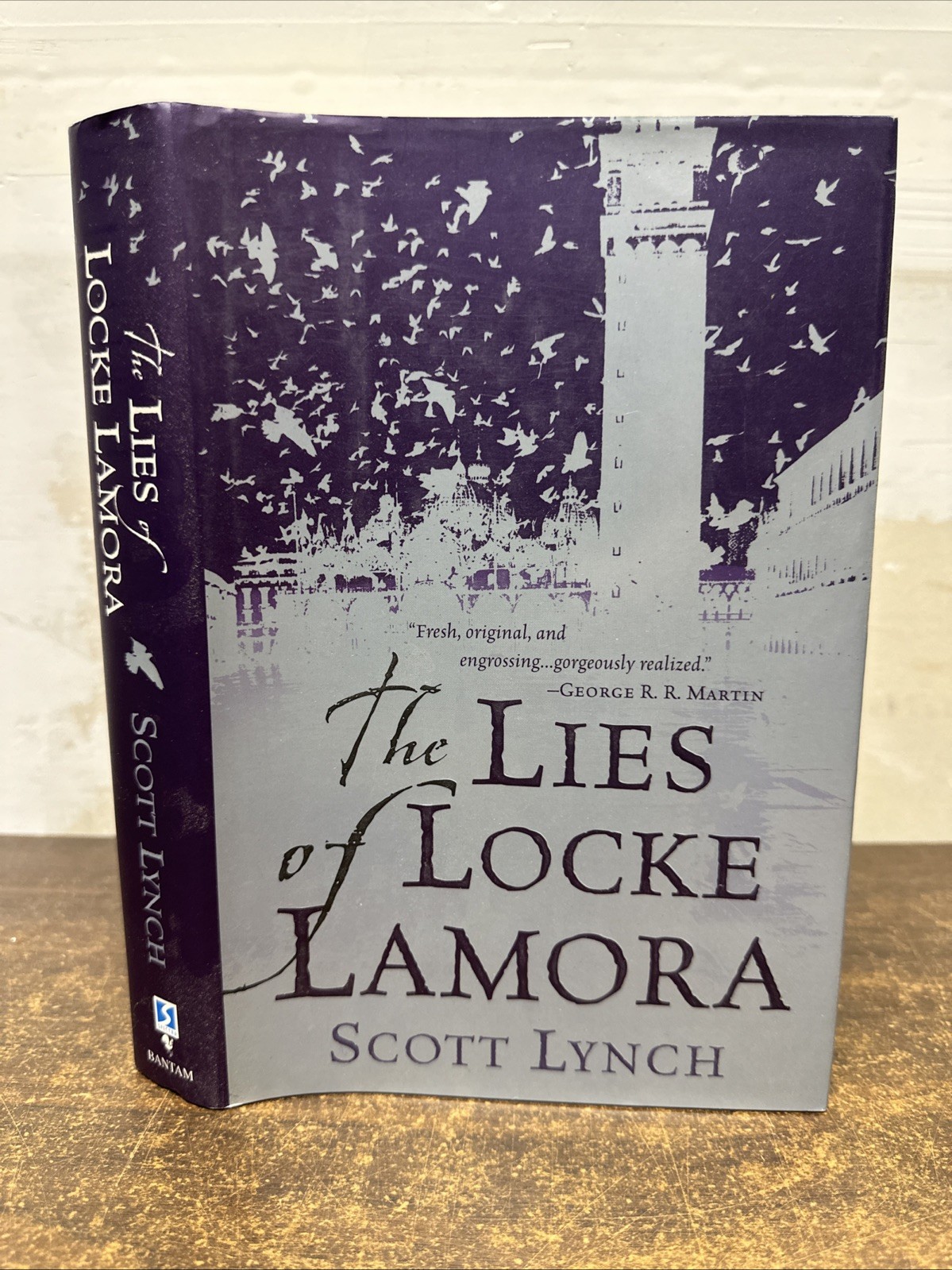 THE LIES OF LOCKE LAMORA Scott Lynch 2006 1st Edition Fantasy HC DJ