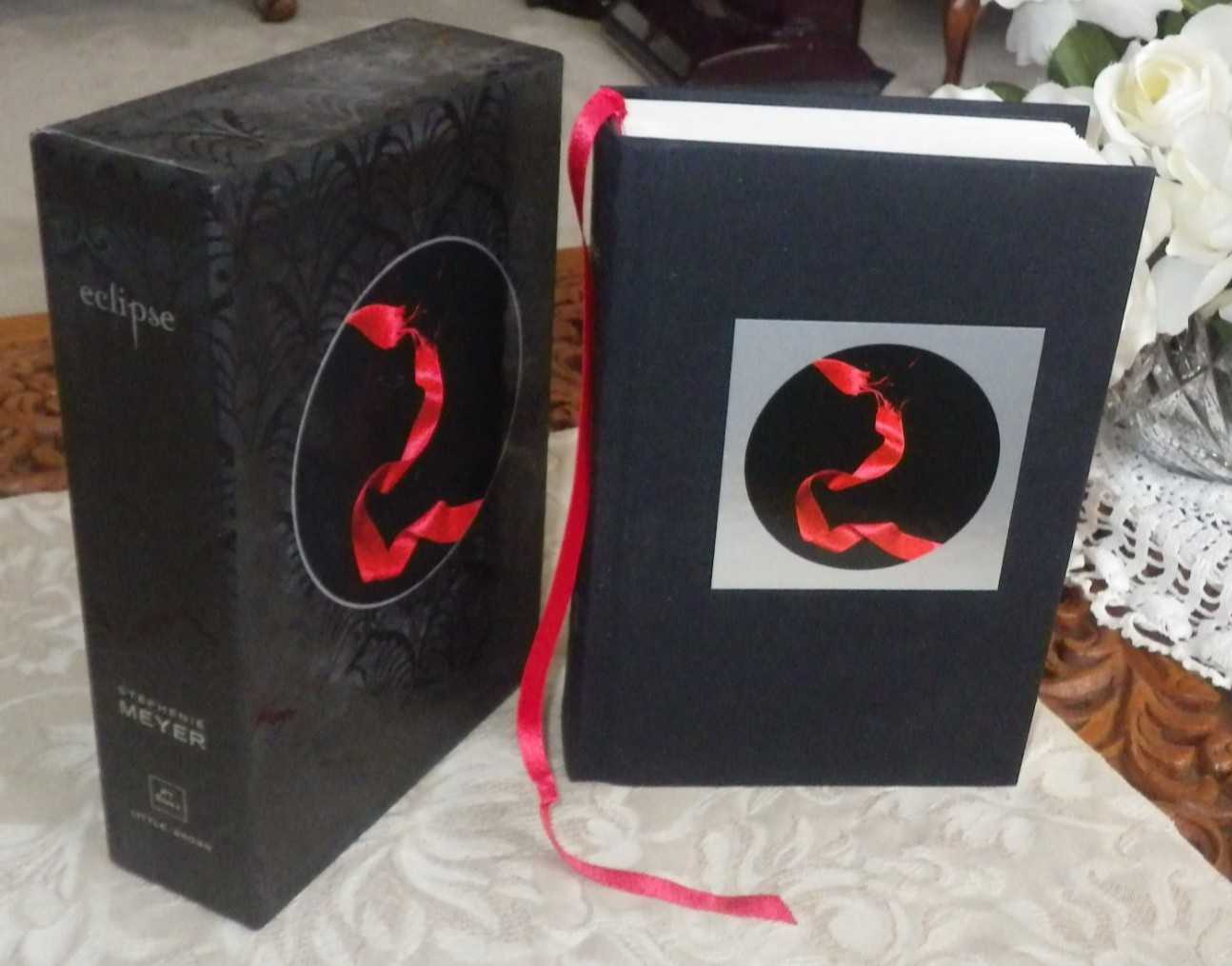 Twilight Saga Stephenie Meyer Eclipse Collector’s 1st Edition in Slipcase New!