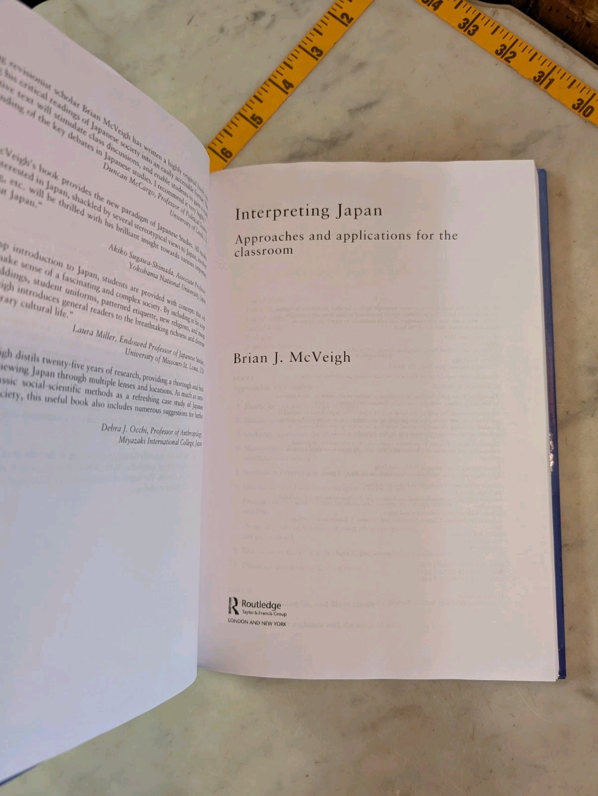 Interpreting Japan : Approaches and Applications Brian McVeigh 2014 HC Book VG+