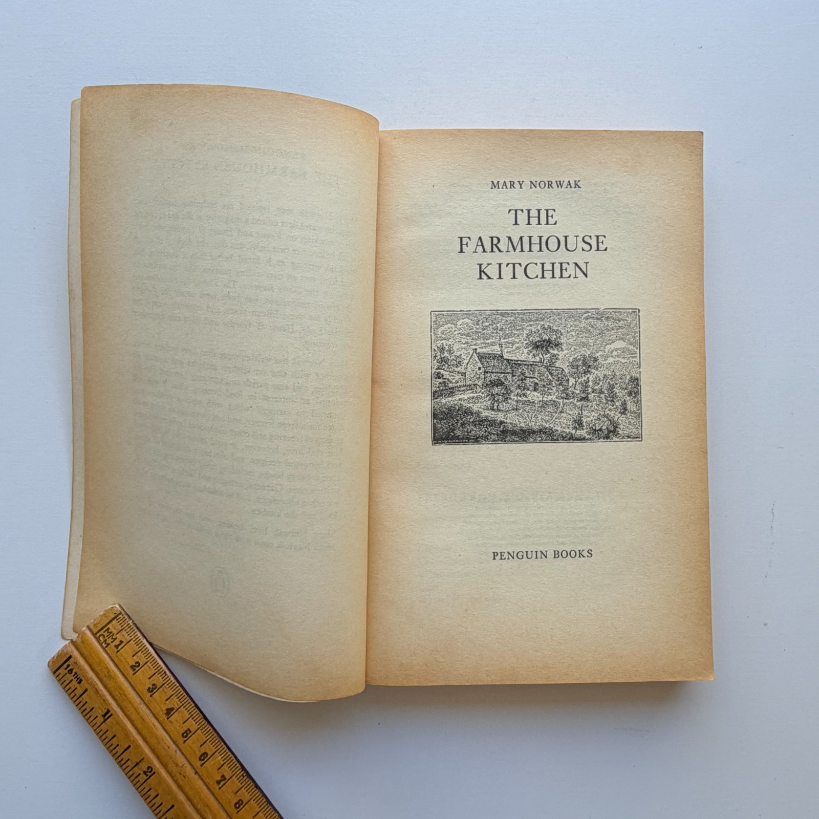 1981 The Farmhouse Kitchen Mary Norwak Penguin Handbook British Cooking