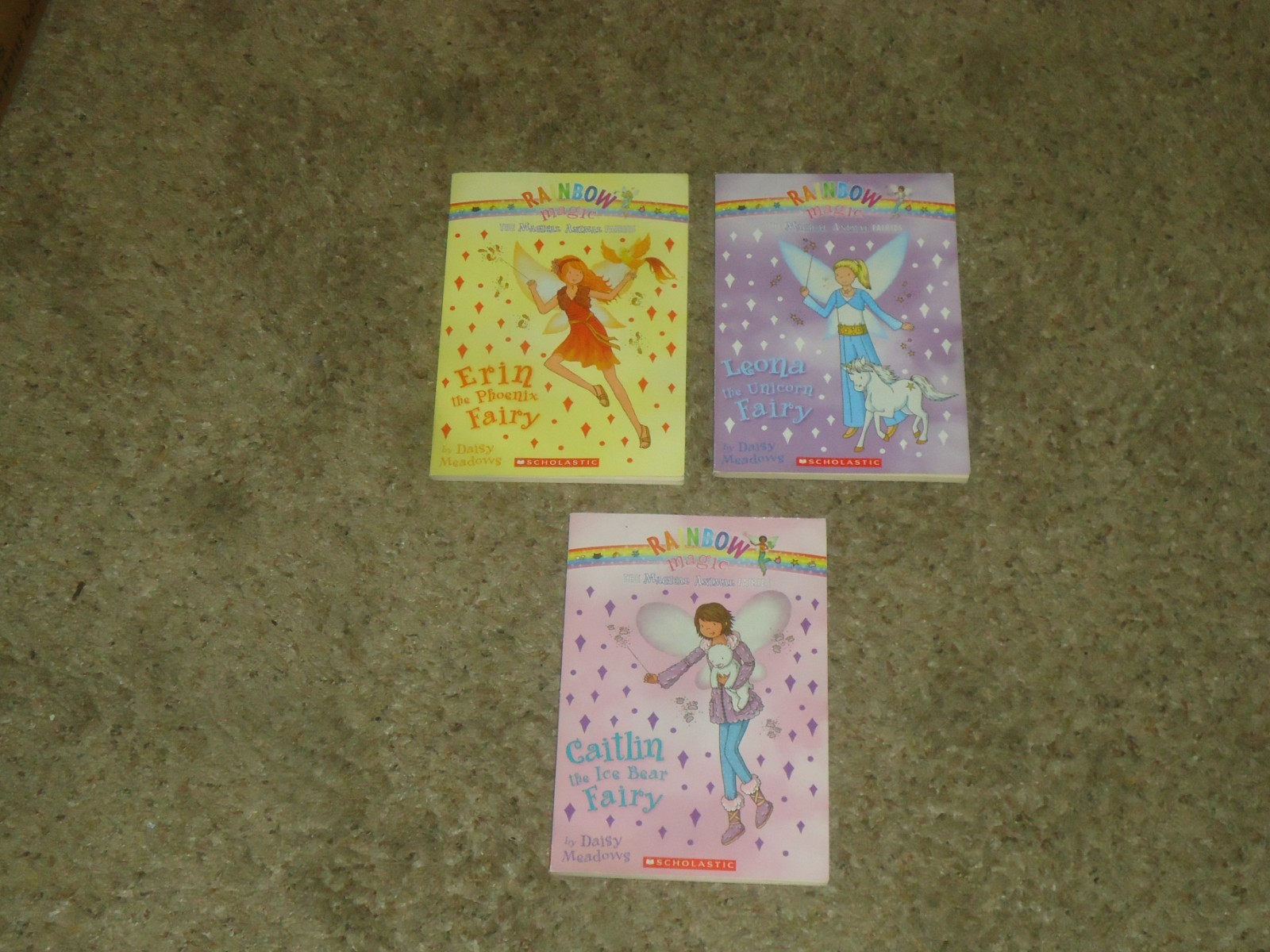 Lot 87 Rainbow Magic & Magic Animals Books Daisy Meadows Fairies