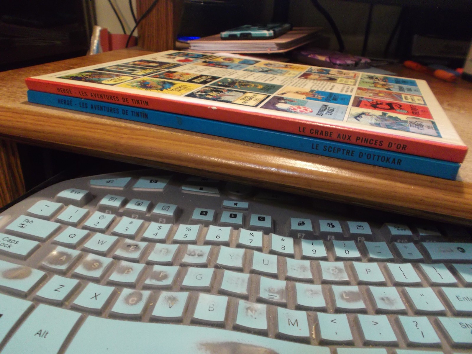 2 – Les Aventures De Tintin Books – In French – Hardcover