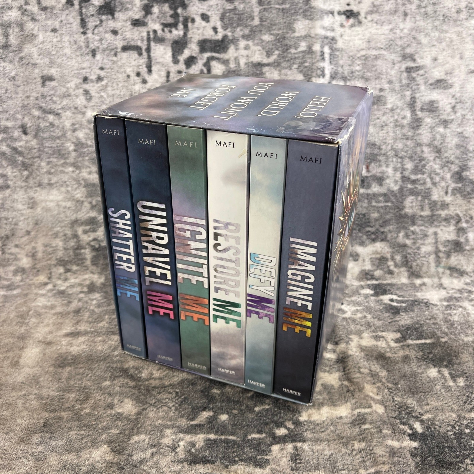 Shatter Me Series 6-Book Box Set Tahereh Mafi First Printing Damaged Box