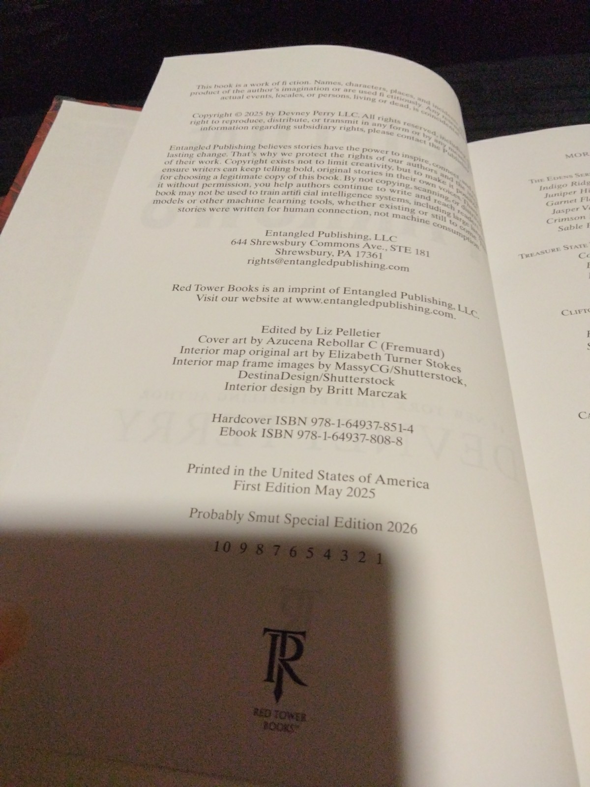 Devney Perry Shield of Sparrows & Rites of Starling Hardcover Probably Smutt